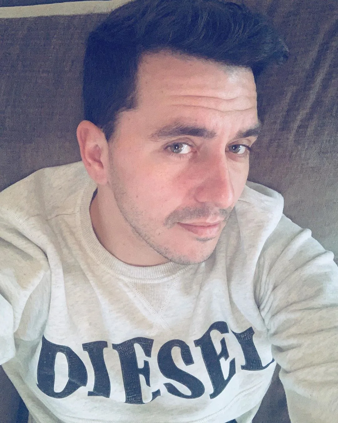 Onhandige klusser Jan Smit heeft zichzelf verwond