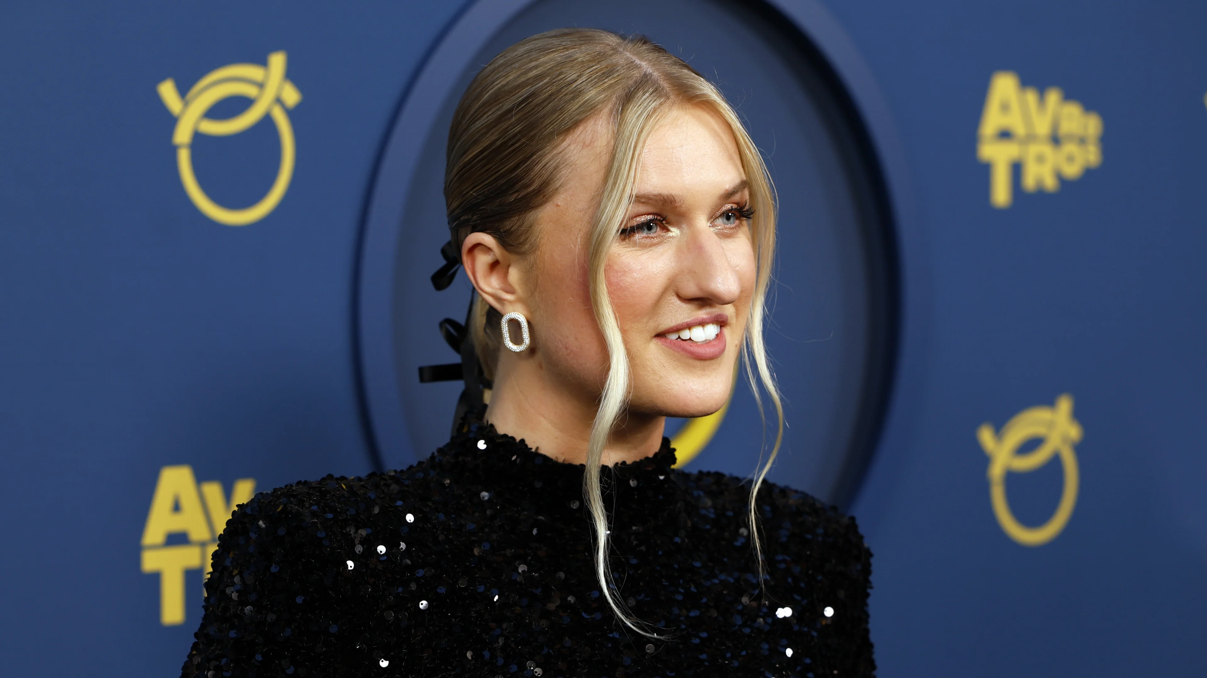 Britt Dekker moet zich 'aanpassen' op Televizier Ring-gala