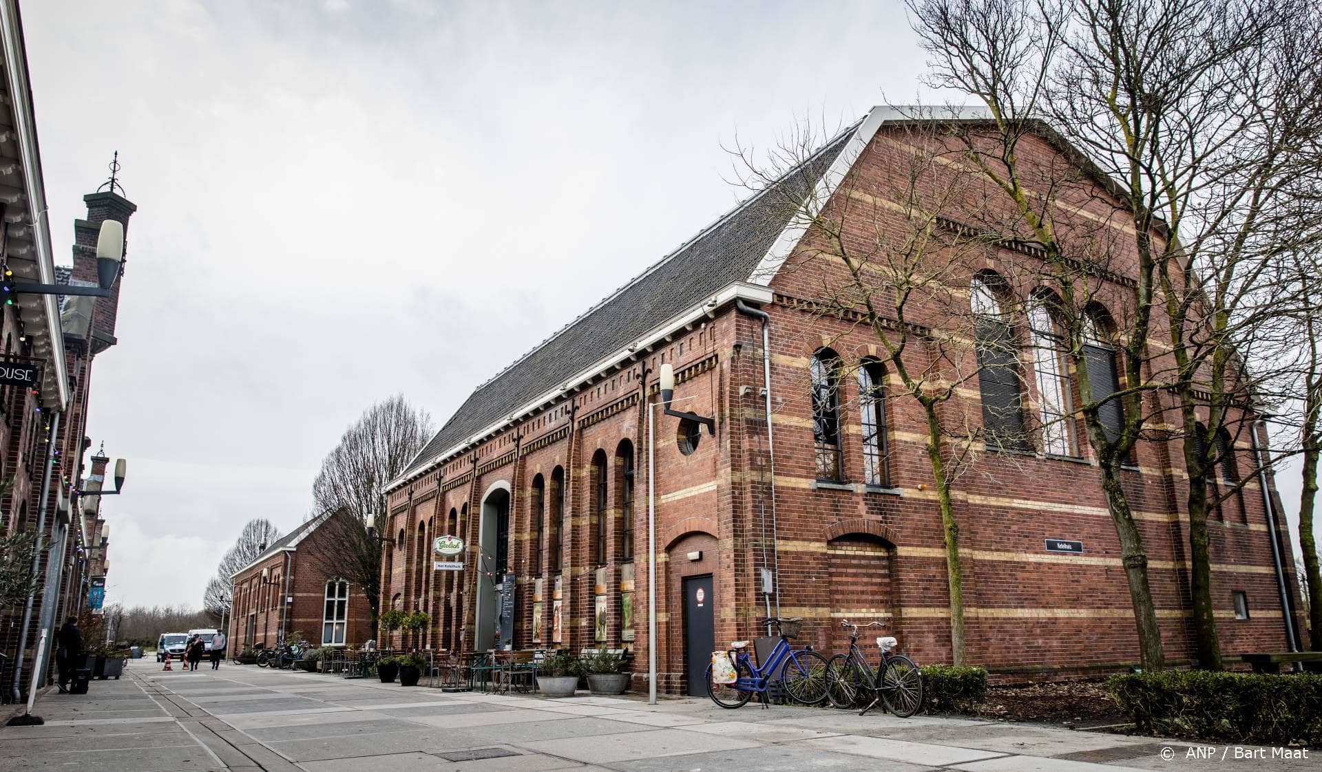 Talkshows NPO zeggen contract met Westergasfabriek op