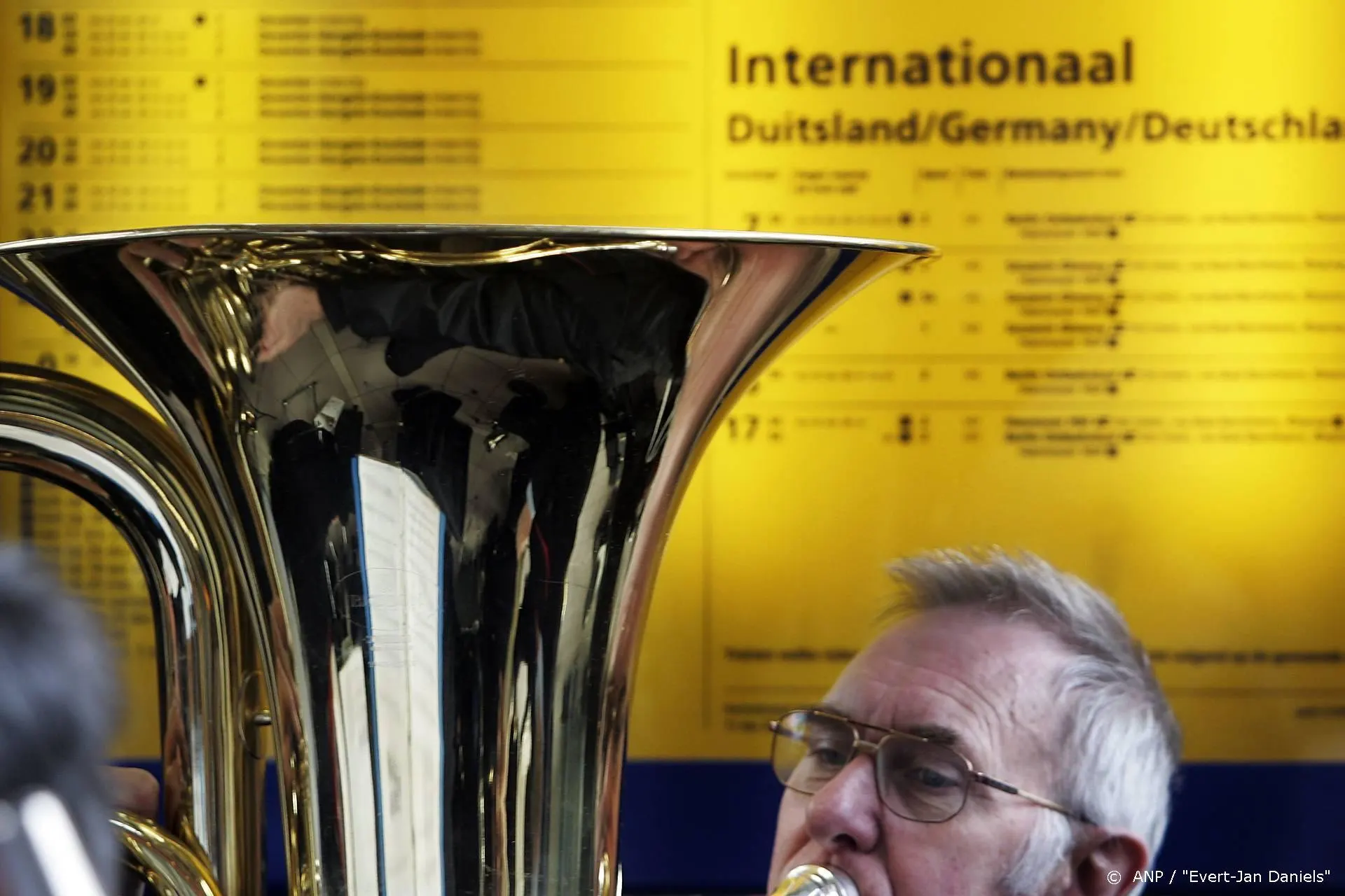 NS Orkest wenst Nederland met Wilhelmus een fijne Koningsdag