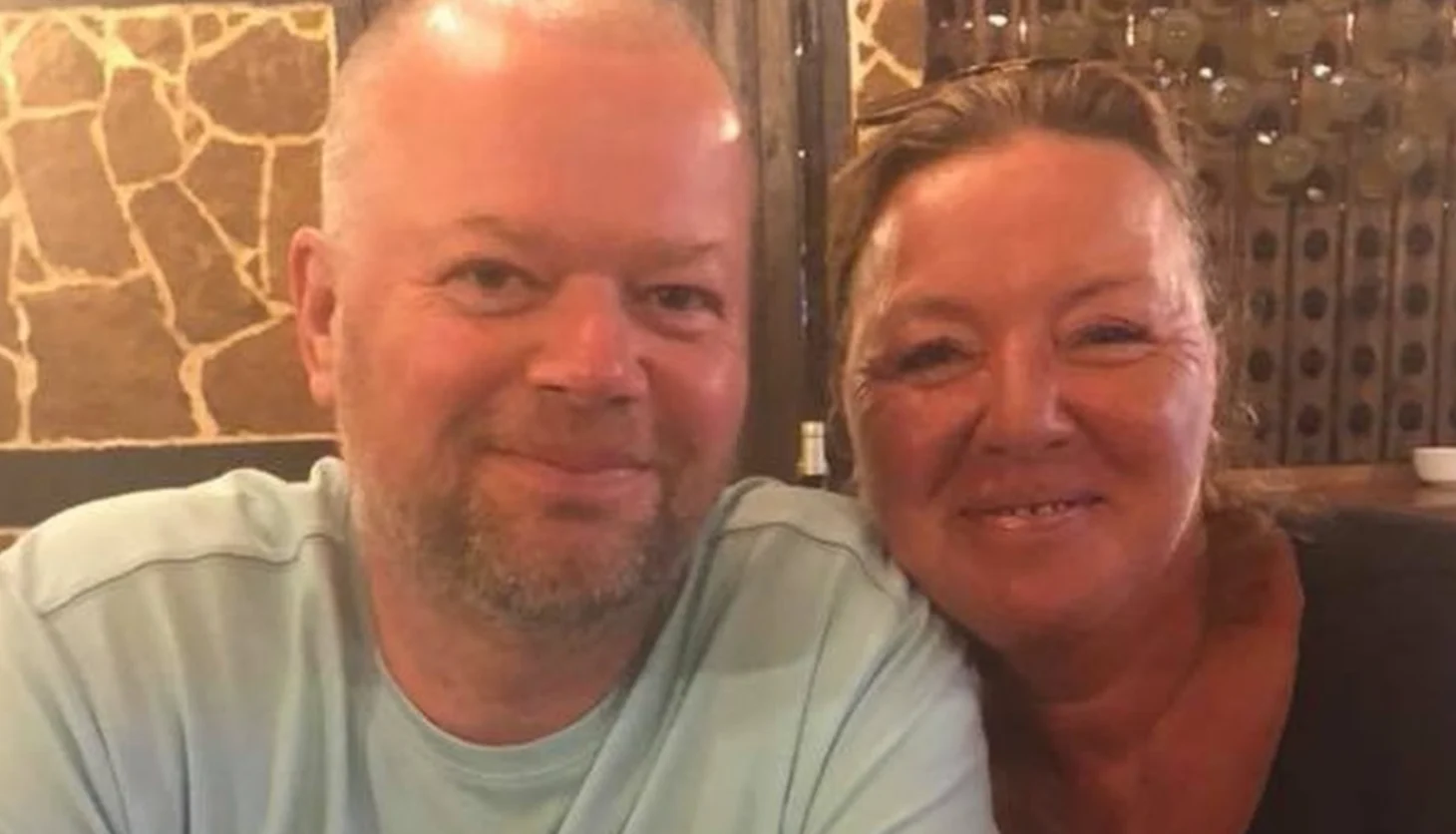 Silvia: 'Barney' door spanning onwel