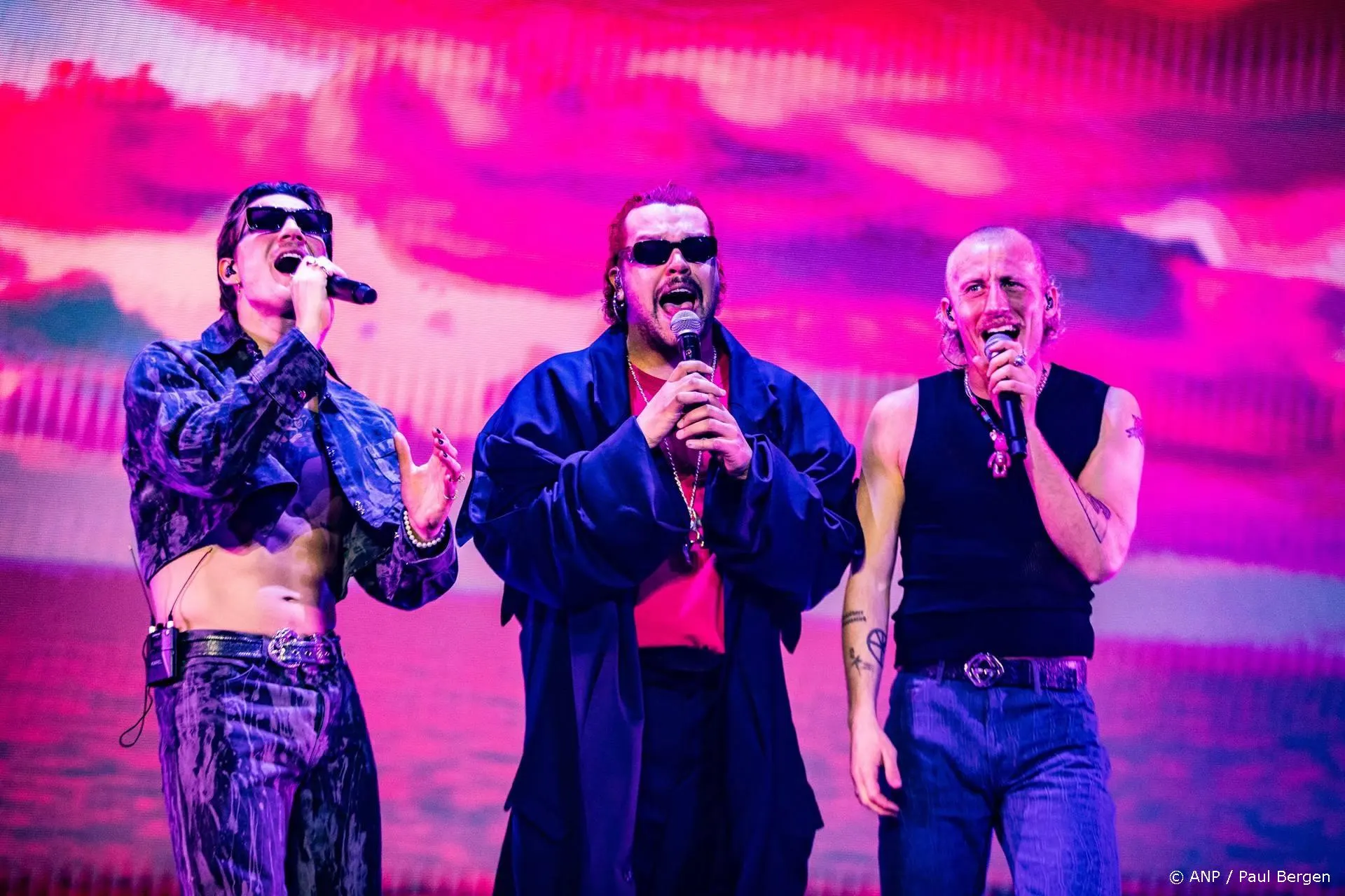 Goldband laat zich van 'rauwe' en 'kwetsbare' kant zien