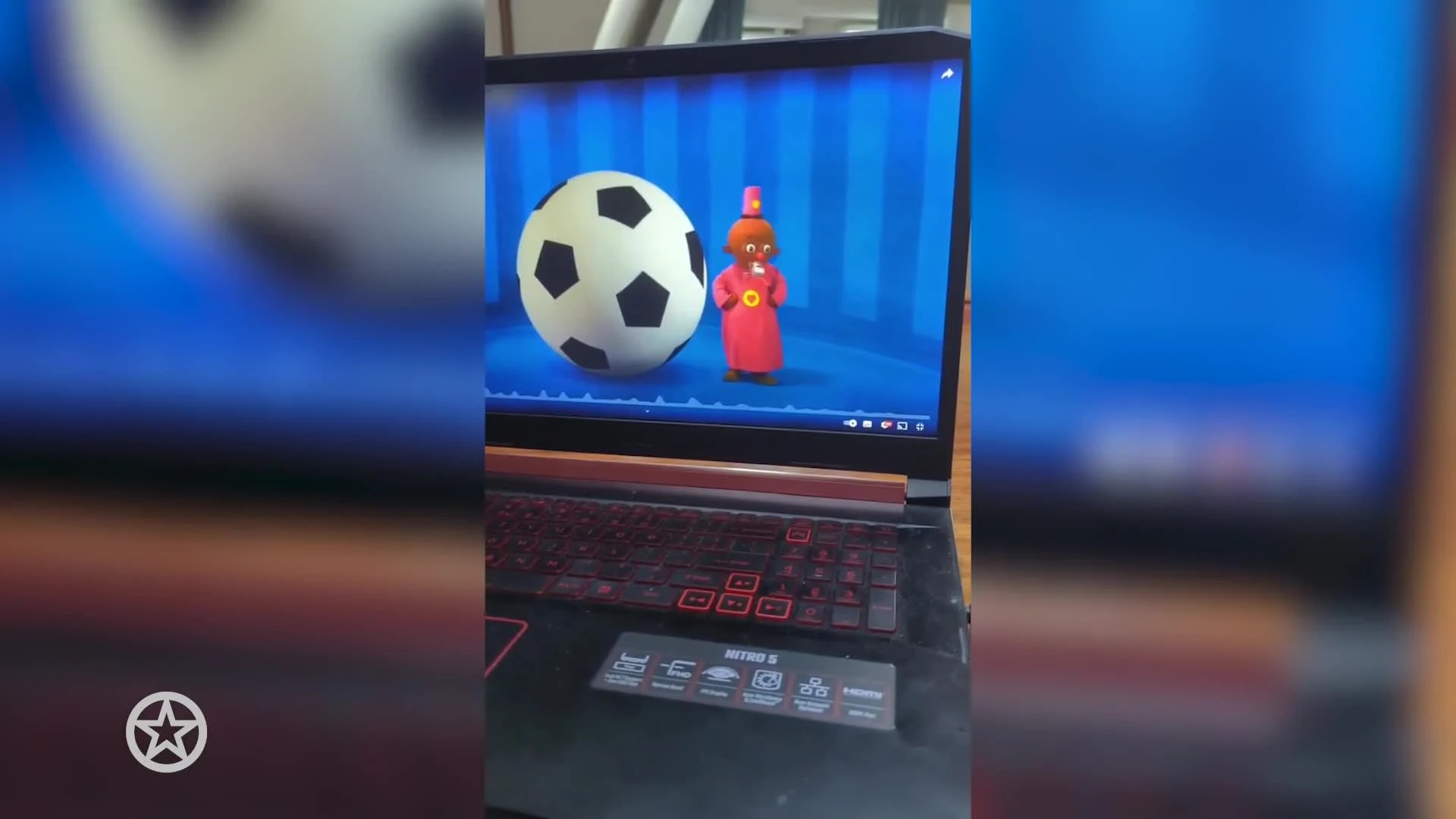 Zoontje Douwe Bob weet niet wat hij ziet