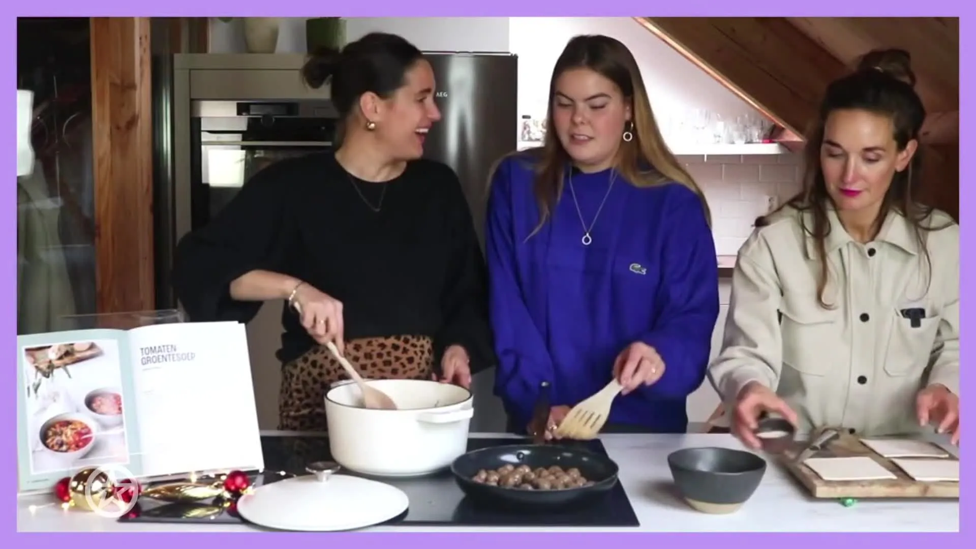 Eloise spendeert feestdagen liever met vriendinnen dan met familie