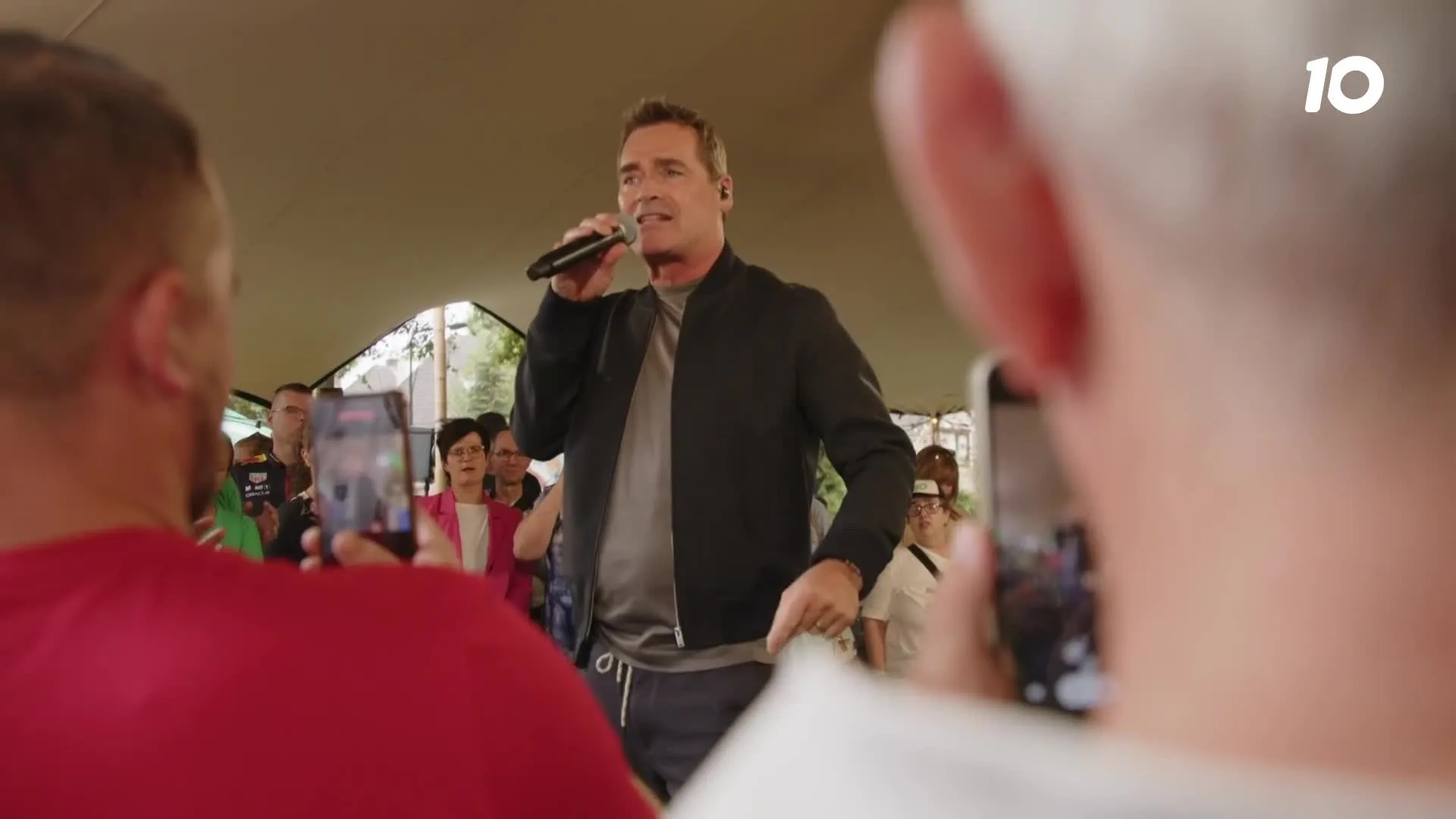 Jeroen van der Boom live met Jij Bent Zo!