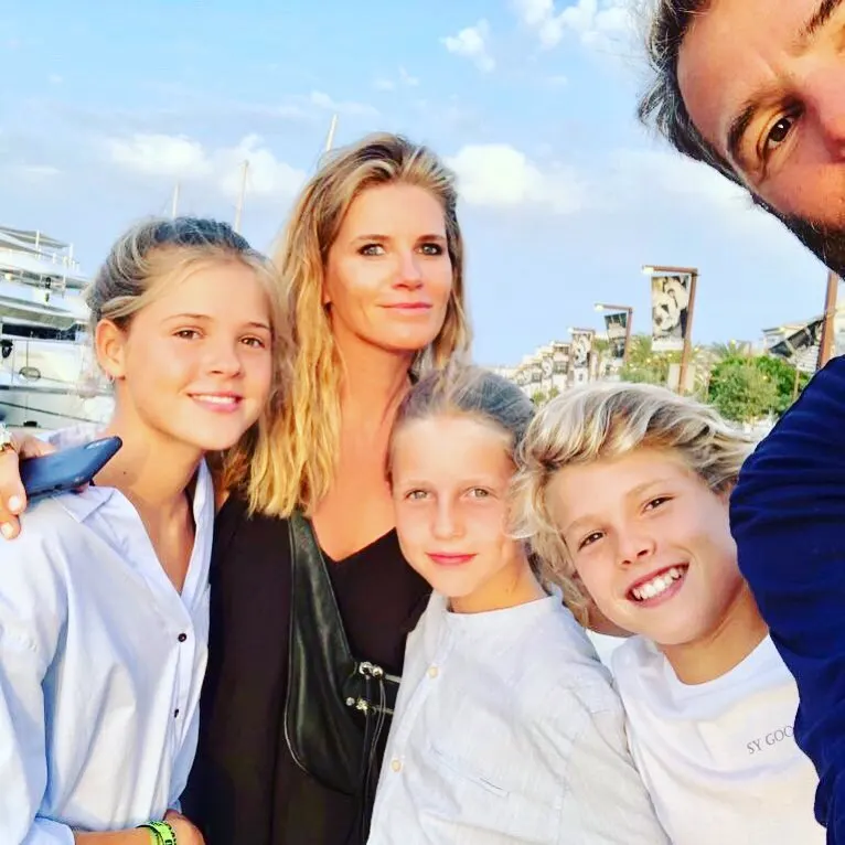 ZIEN: Danielle Oerlemans' dochter Fiene is de bruid