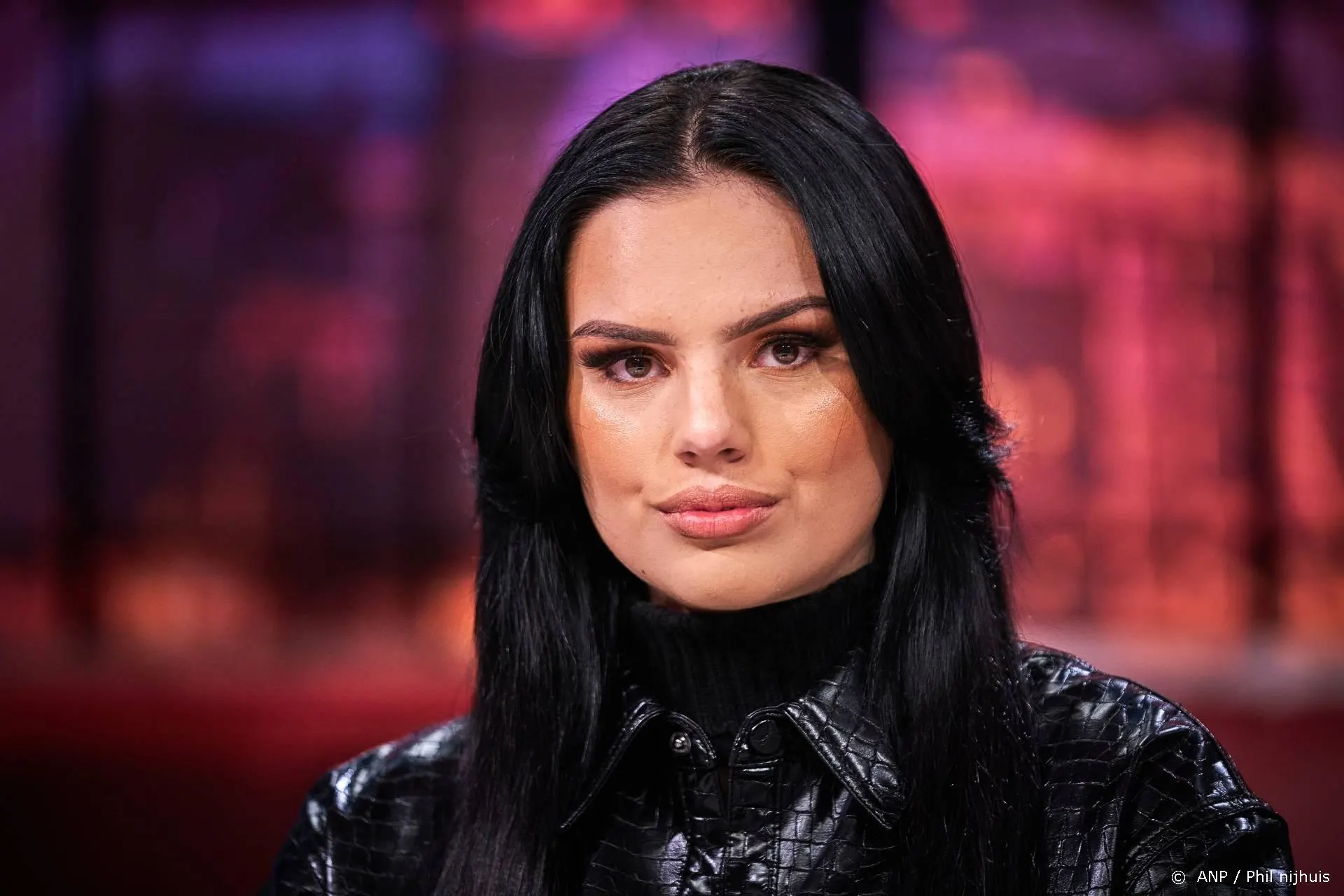 Famke Louise geeft duidelijkheid over 'nieuwe vriend'