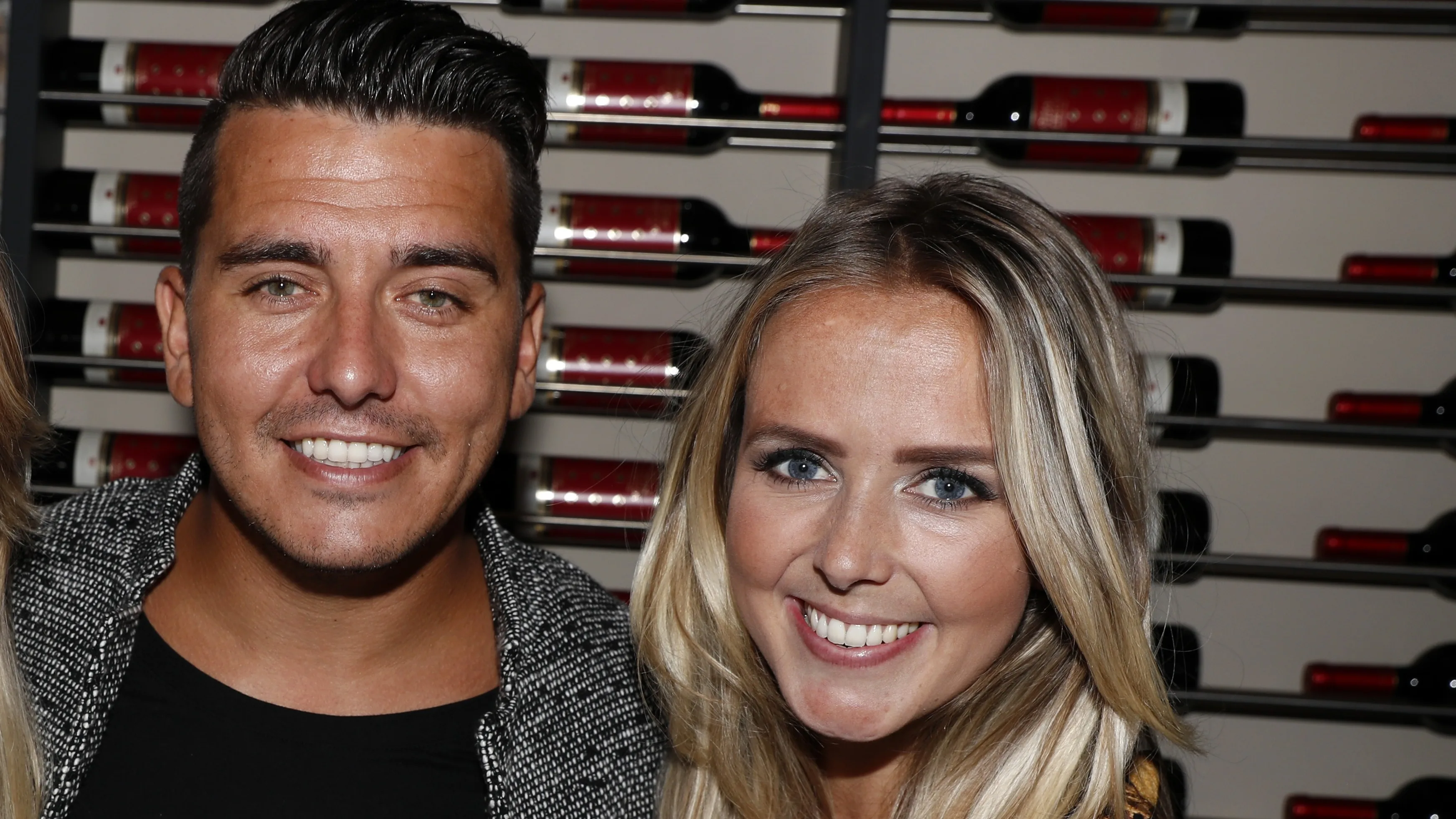 Gaat Jan Smit kerst vieren met zijn zusje Monique?