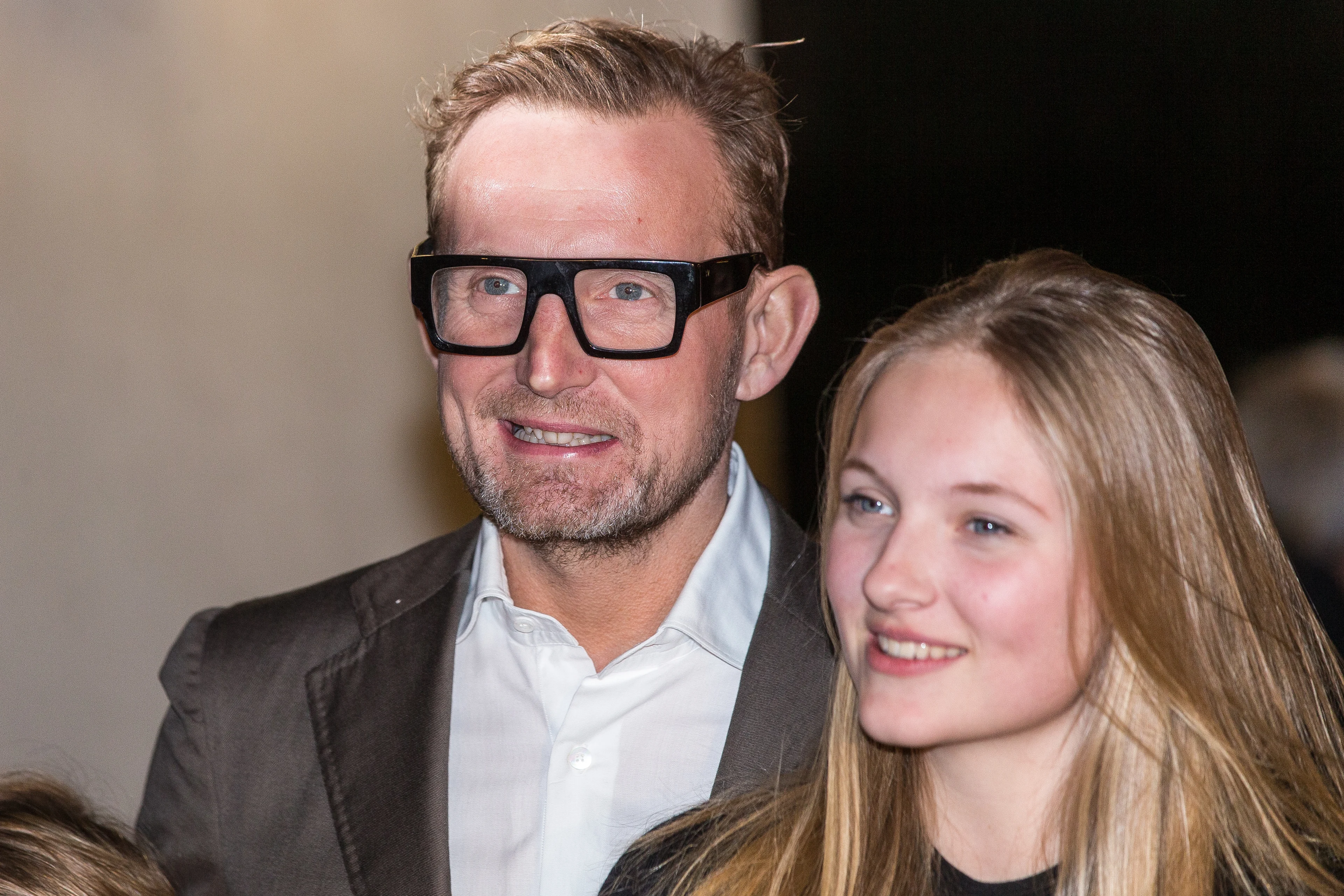 Prins Bernhard feliciteert jarige dochter Isabella (18)