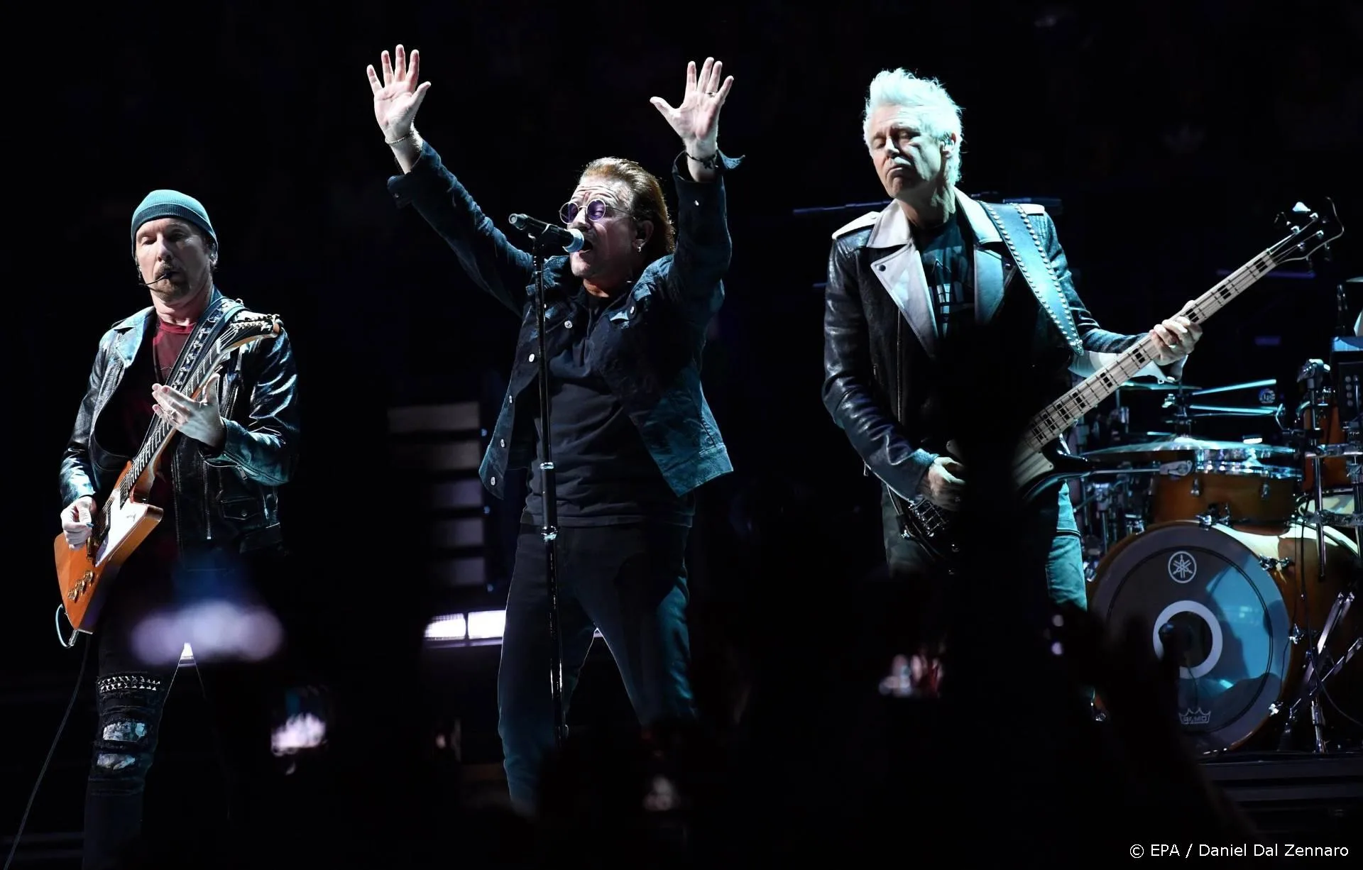 U2 brengt na drie jaar nieuwe muziek uit