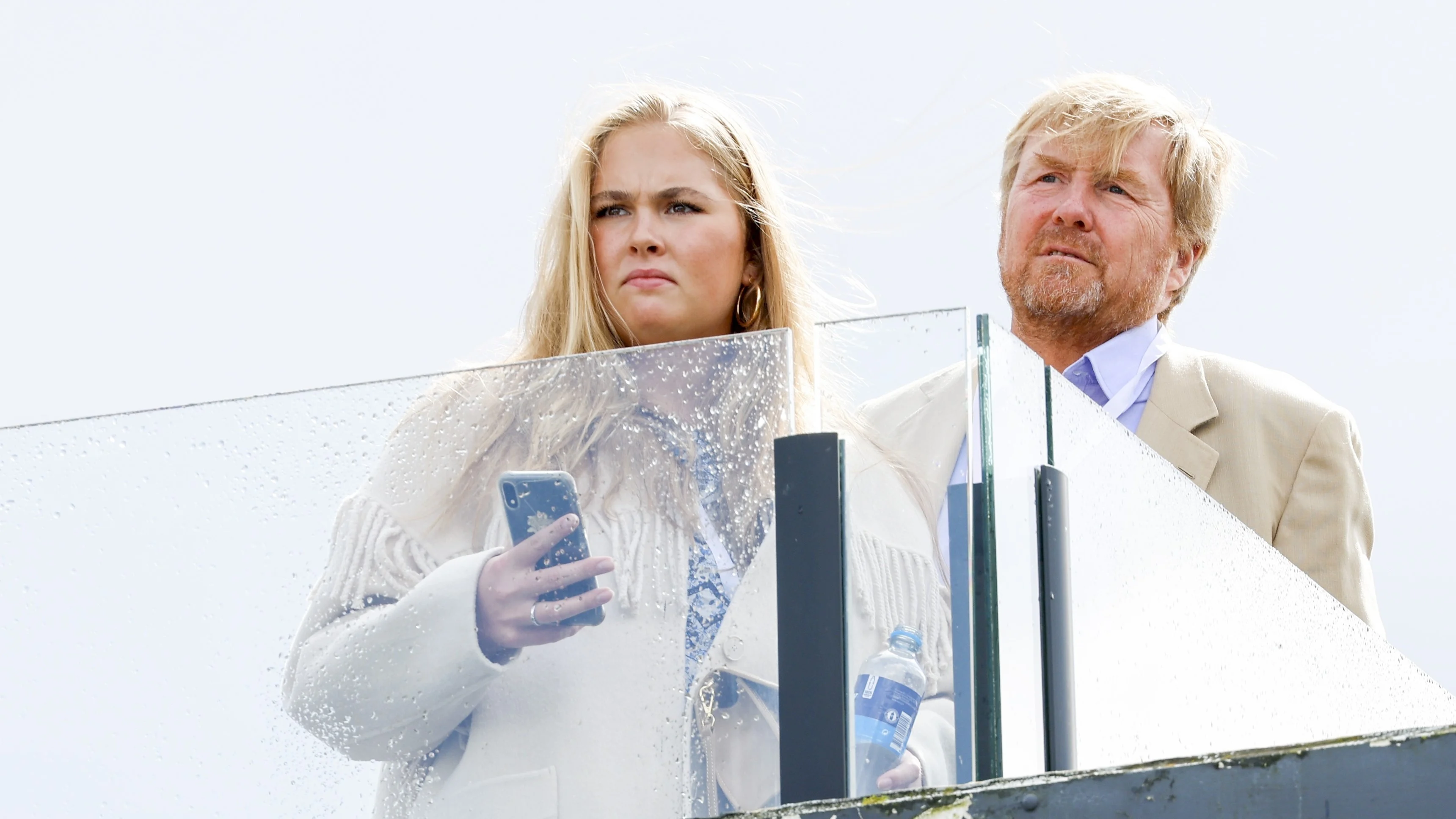Koning en Amalia bezoeken Formule 1 in Zandvoort