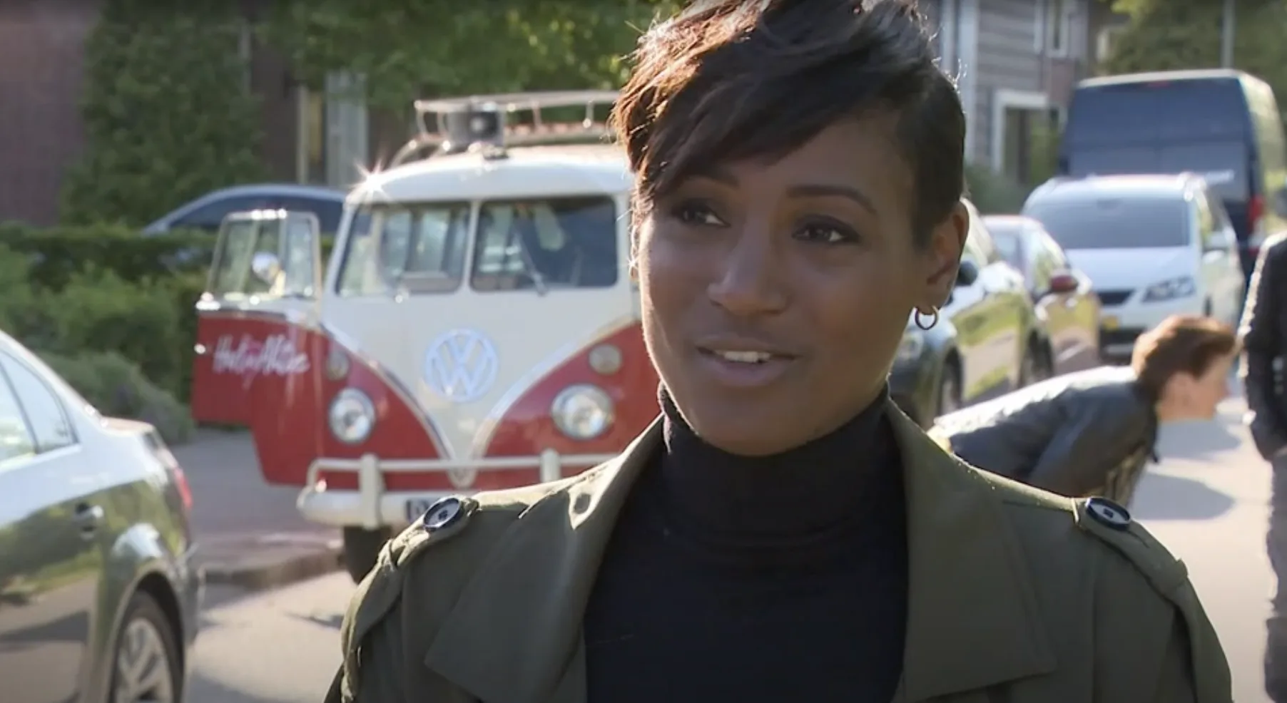 Edsilia Rombley duikt op in Hart in Aktie