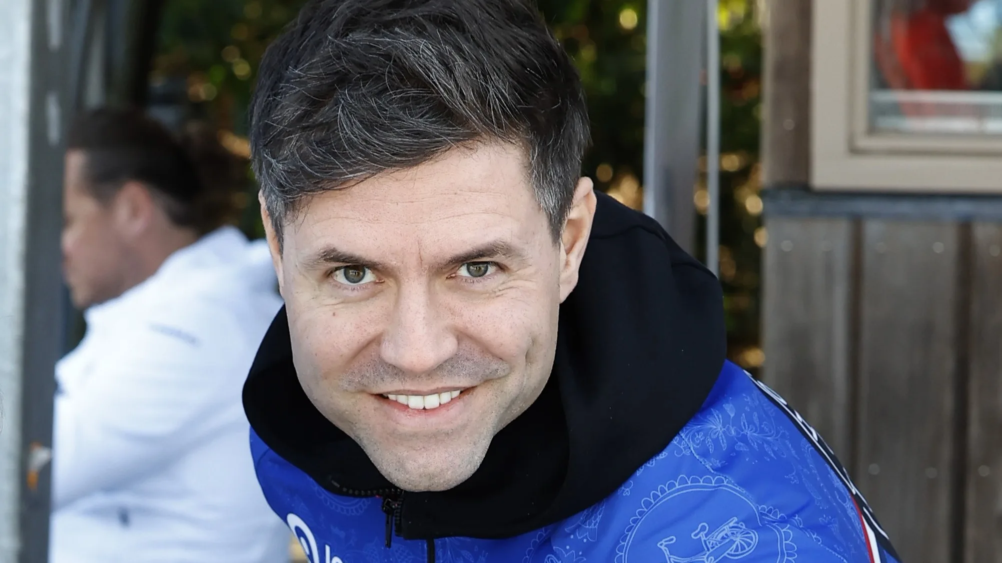 Simon Keizer doet kwetsbaar boekje open 