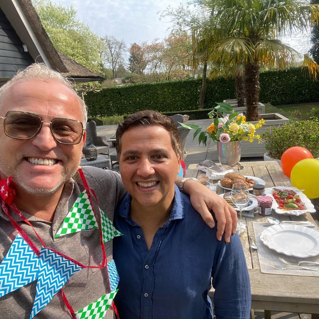 ZIEN: Gordon legt dierbaar persoon in de watten