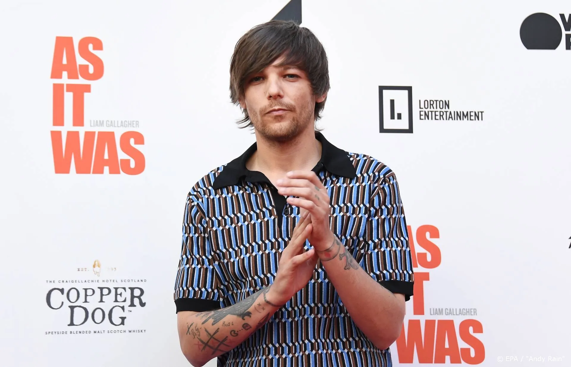 Wegen Louis Tomlinson en Simon Cowell scheiden