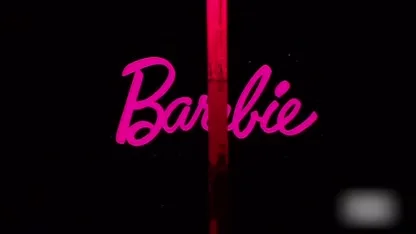 17-jarige Antwerpse maakt couture voor Barbie