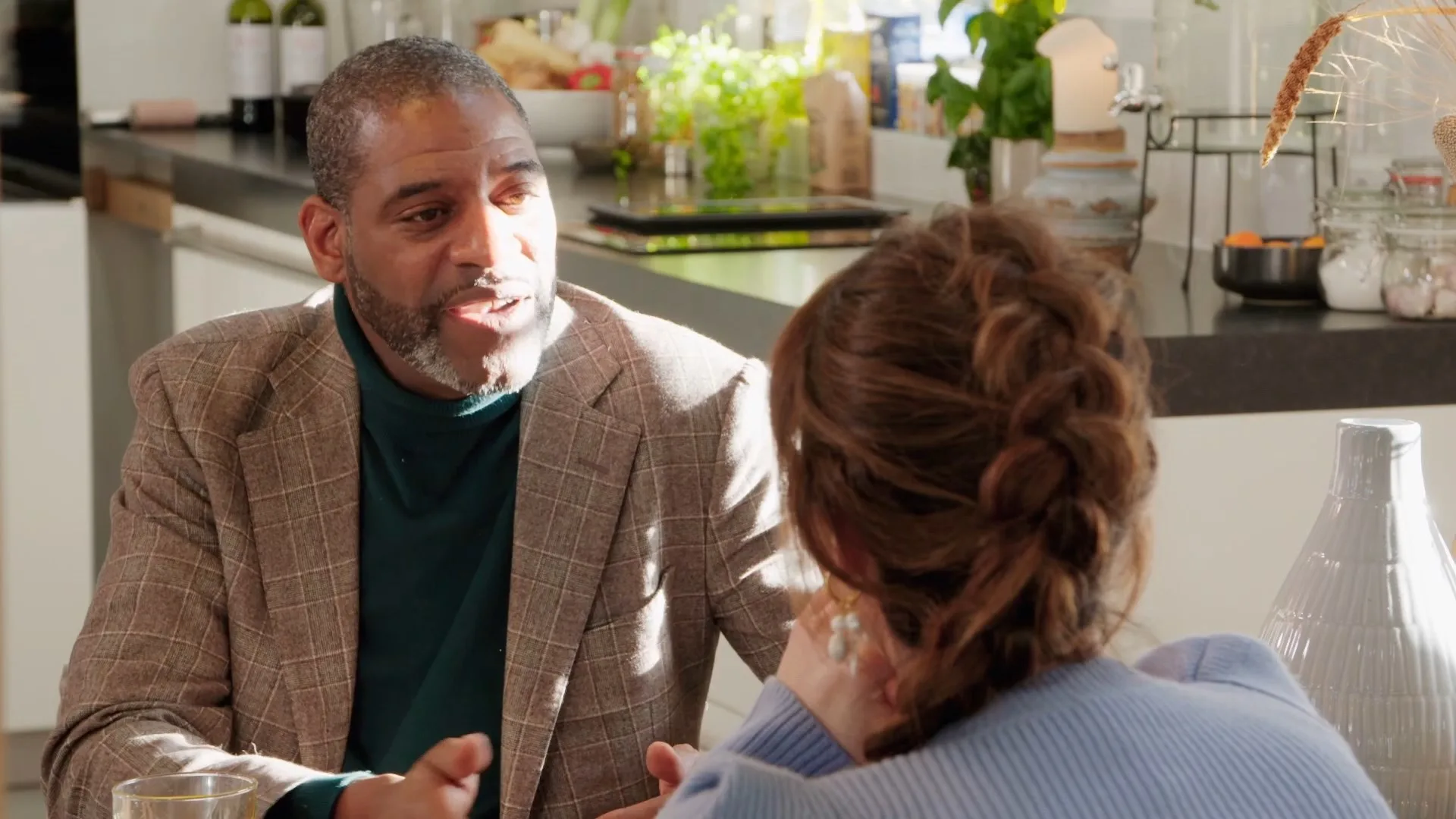 Sergio viert kerst zonder ouders