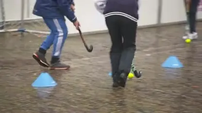 Johnny, Gerard en Irene zetten ouderen in het zonnetje