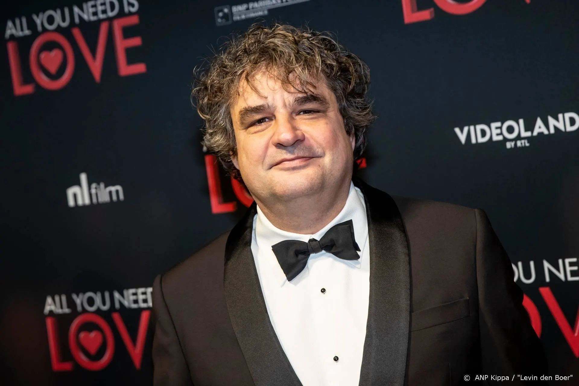 Lockdown-film Frank Lammers in première bij Pathé Thuis