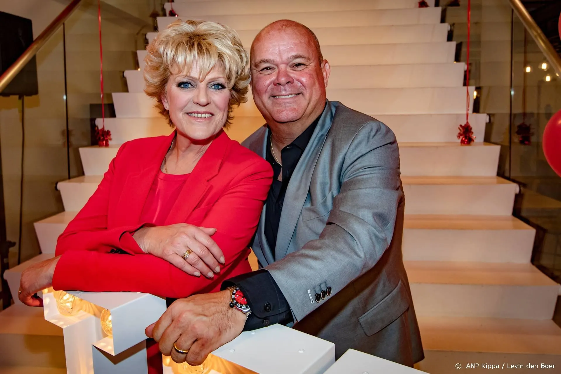 Simone Kleinsma en Paul de Leeuw brengen speciaal duet uit