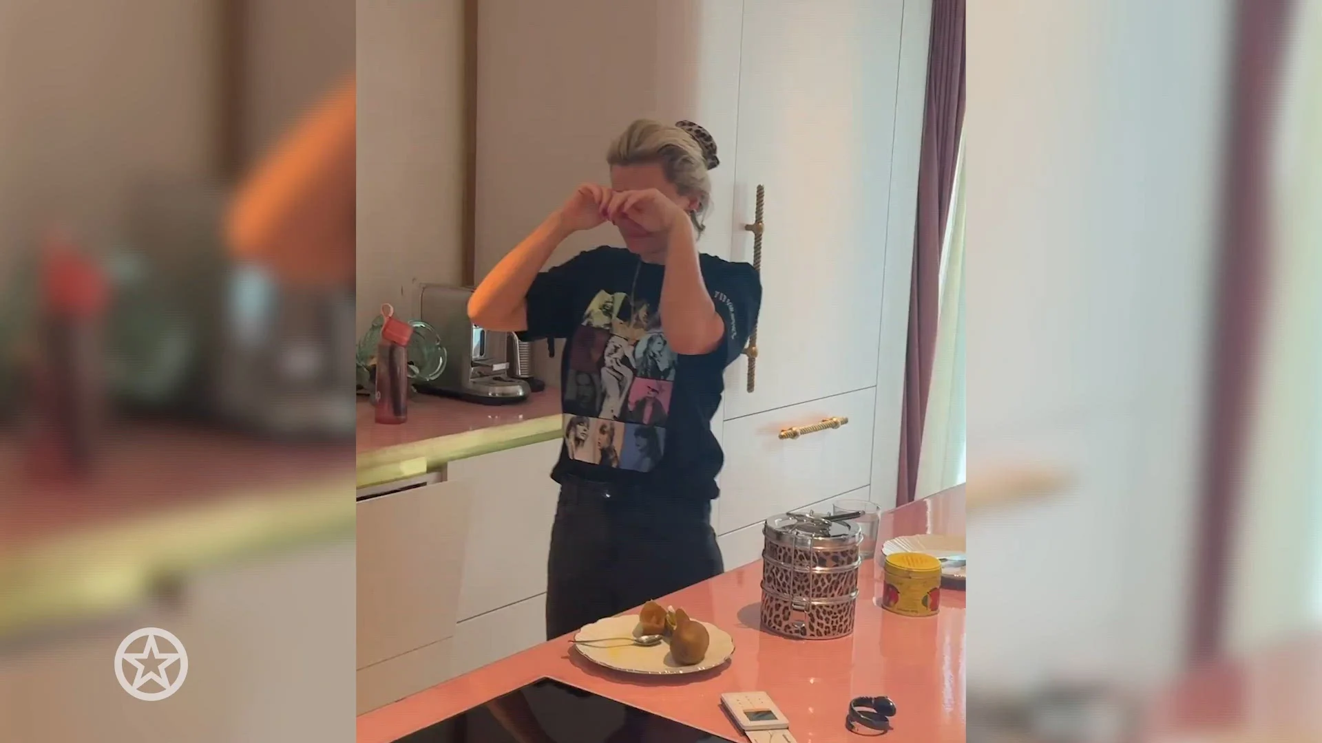 Nicolette van Dam in tranen om dochter