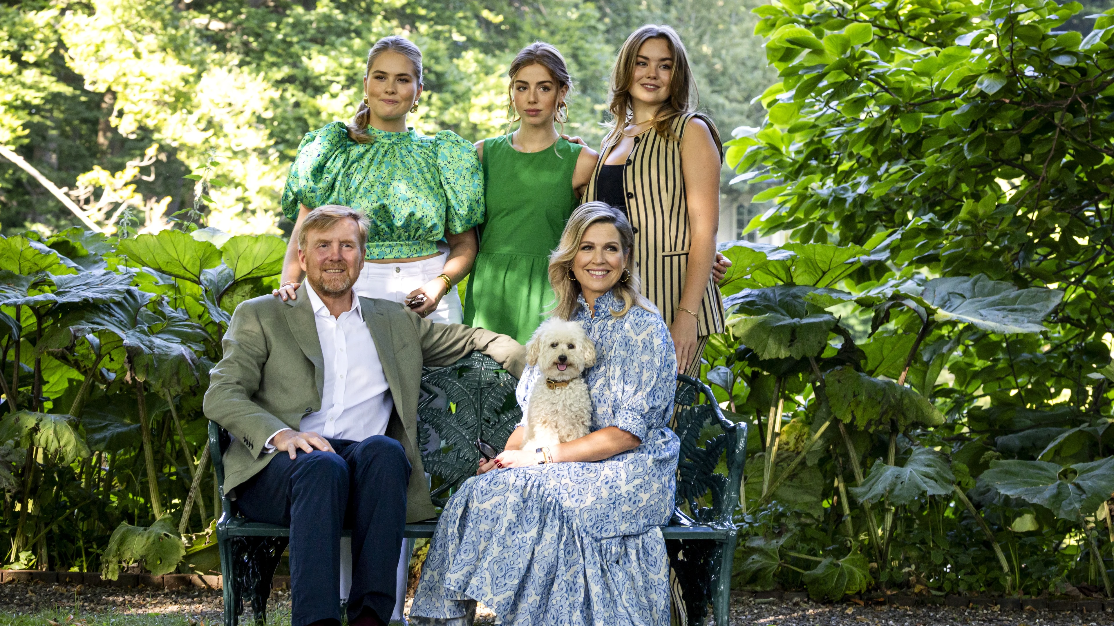 Heftig en emotioneel bezoek voor koninklijk gezin