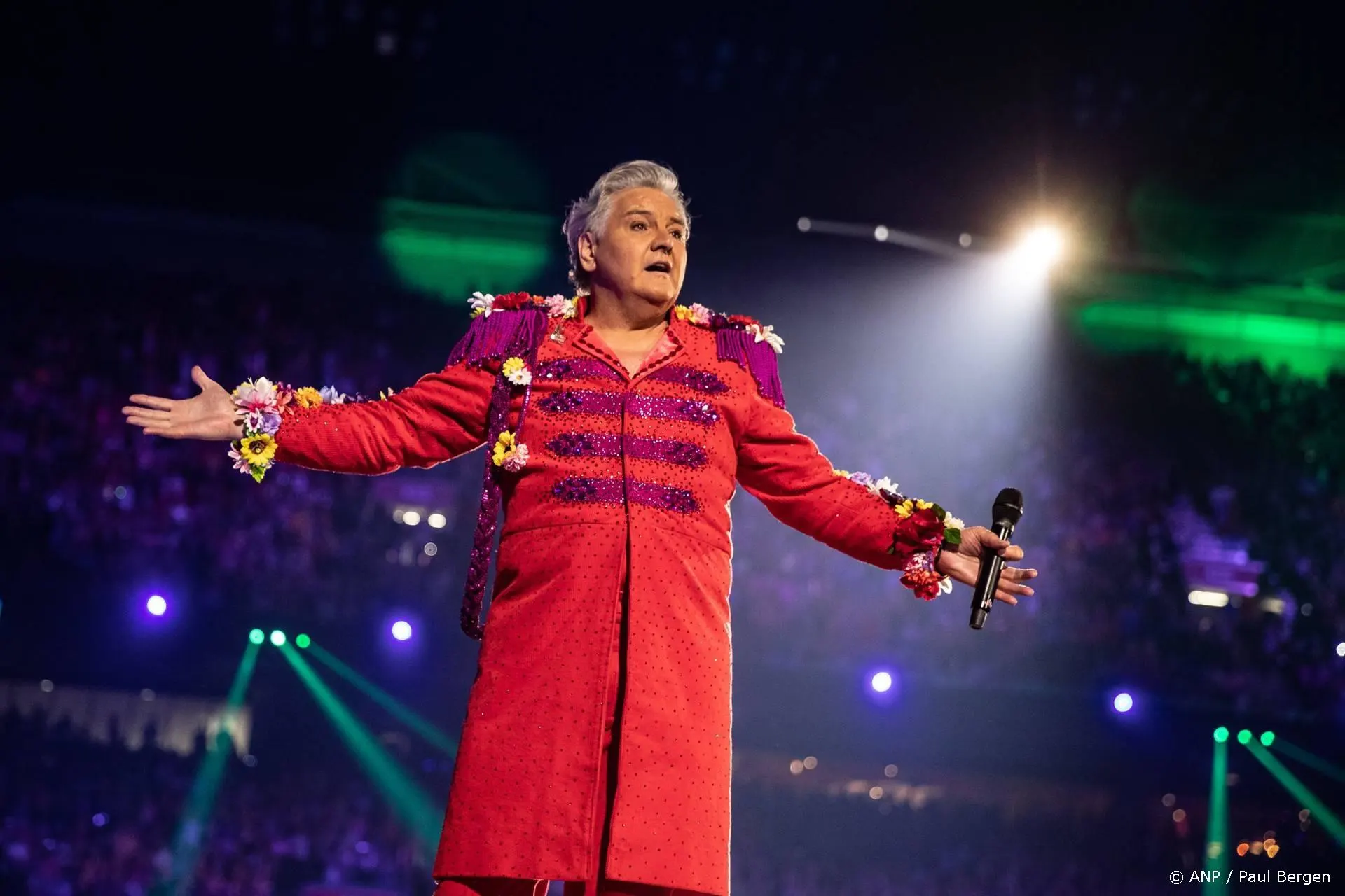 René Froger licht tipje van de sluier op over repertoire kerstshows