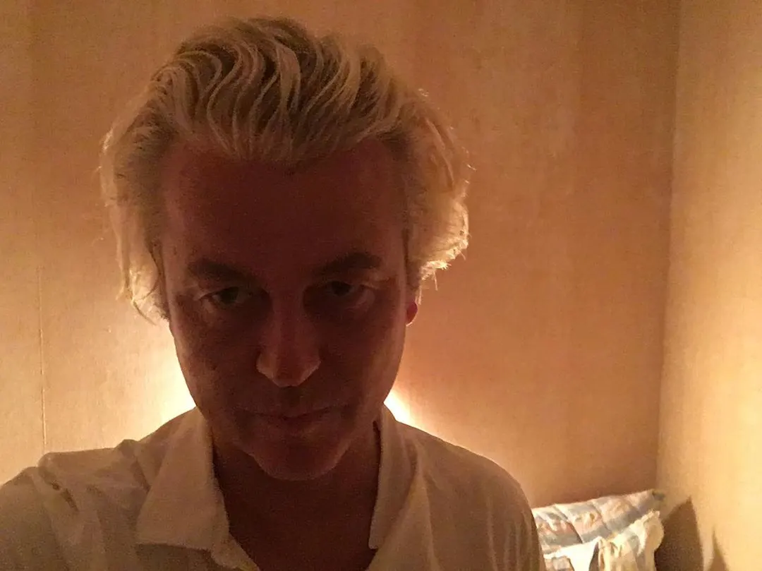 ZIEN: Volgers verbaasd na 'duivelse selfies' Geert Wilders
