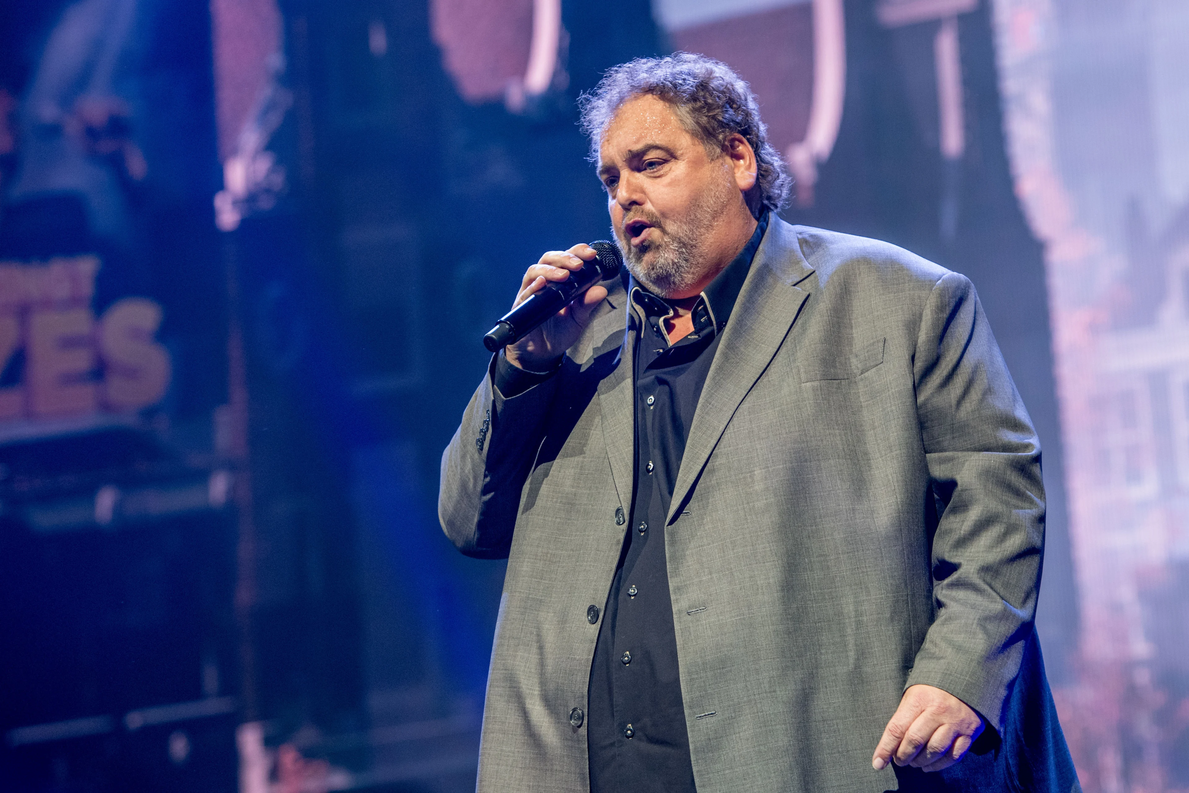 Peter Beense gewond na val van trap