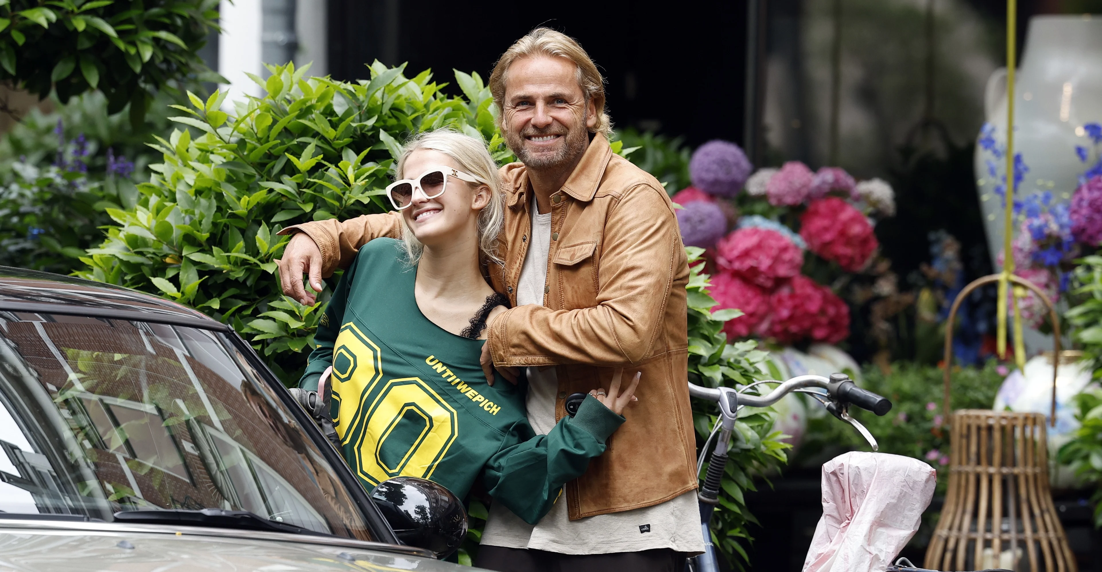 ZIEN: Zo onherkenbaar ziet John Ewbank er tegenwoordig uit