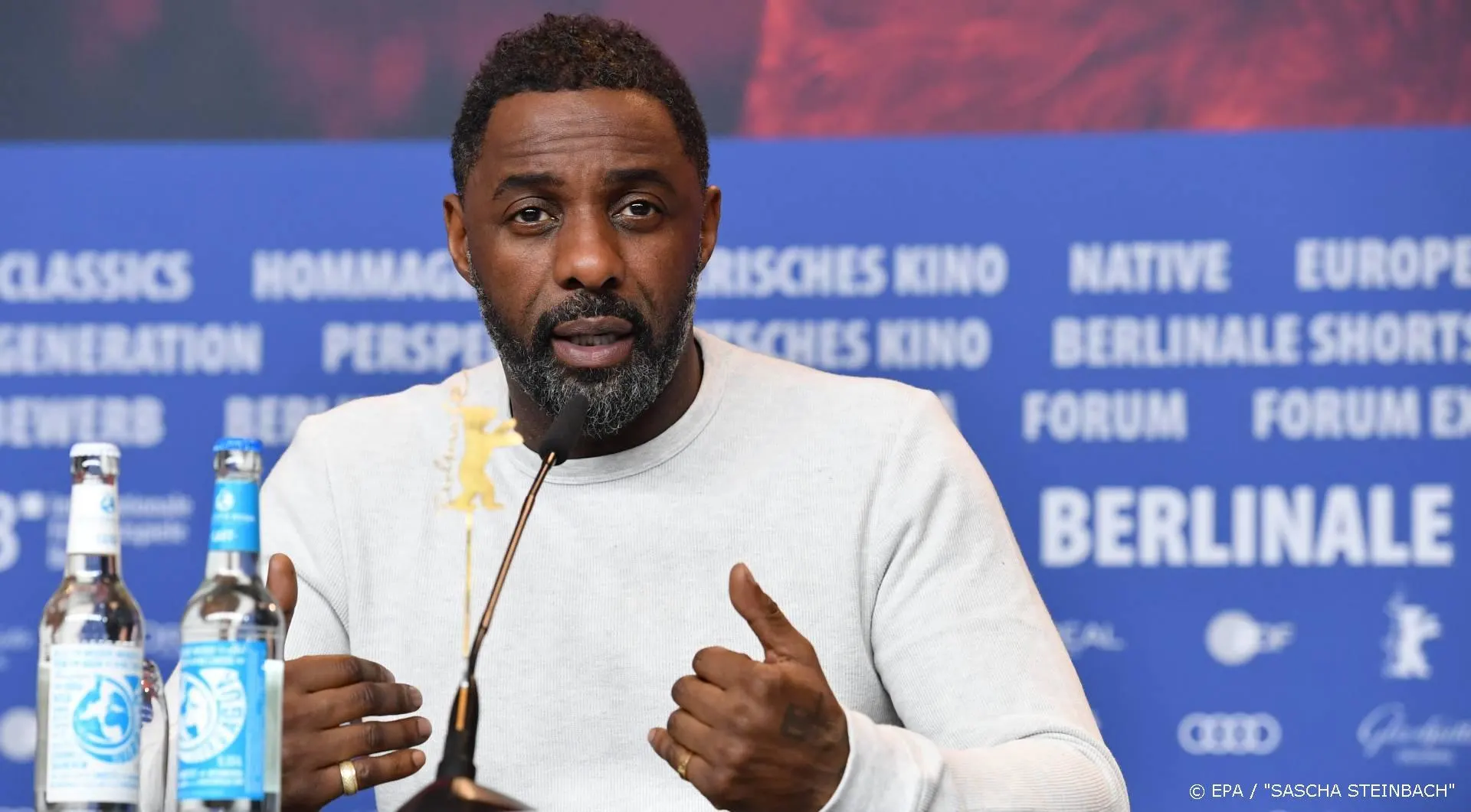 Idris Elba: ik krijg niet betaald om corona te faken