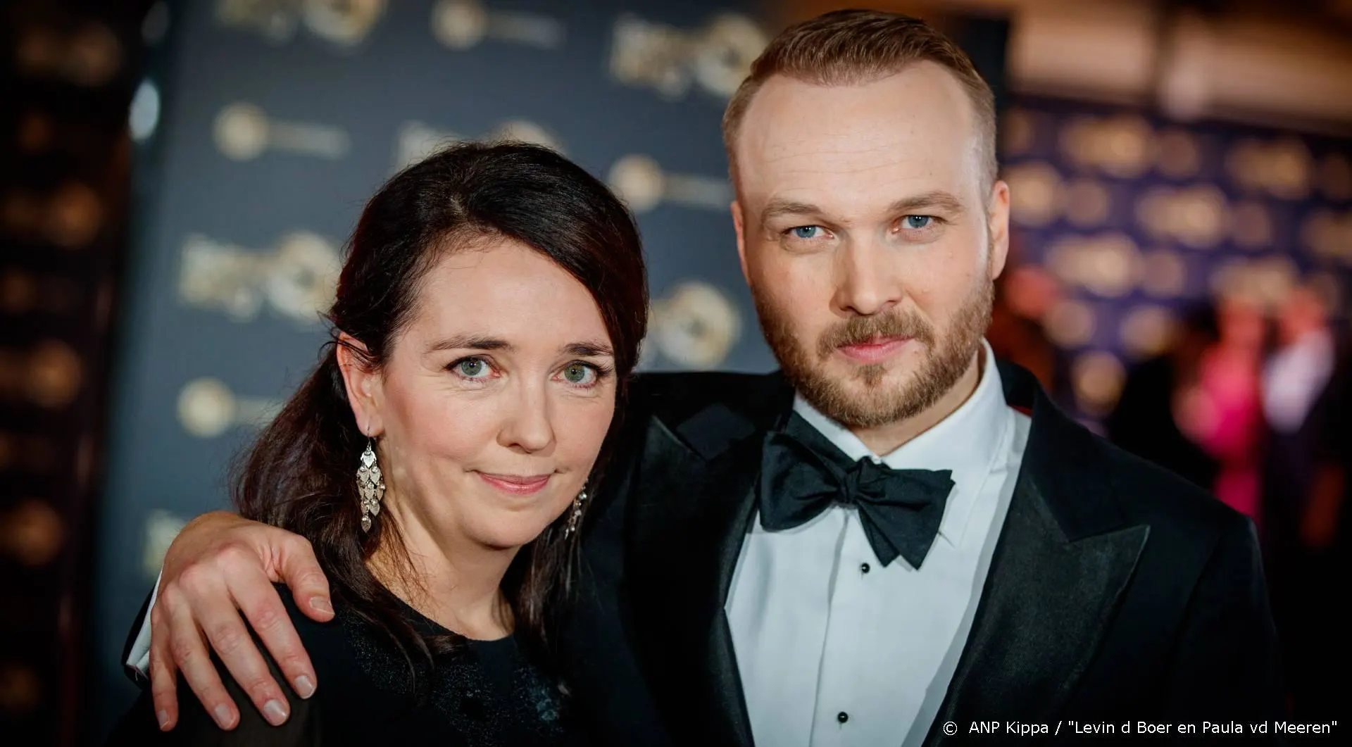 Arjen Lubach vraagt Moon River aan voor vriendin