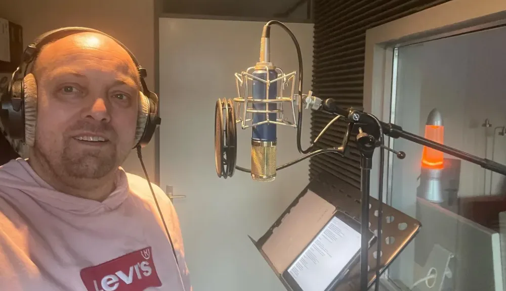 Zanger Danny Lukassen betrokken bij heftig ongeluk