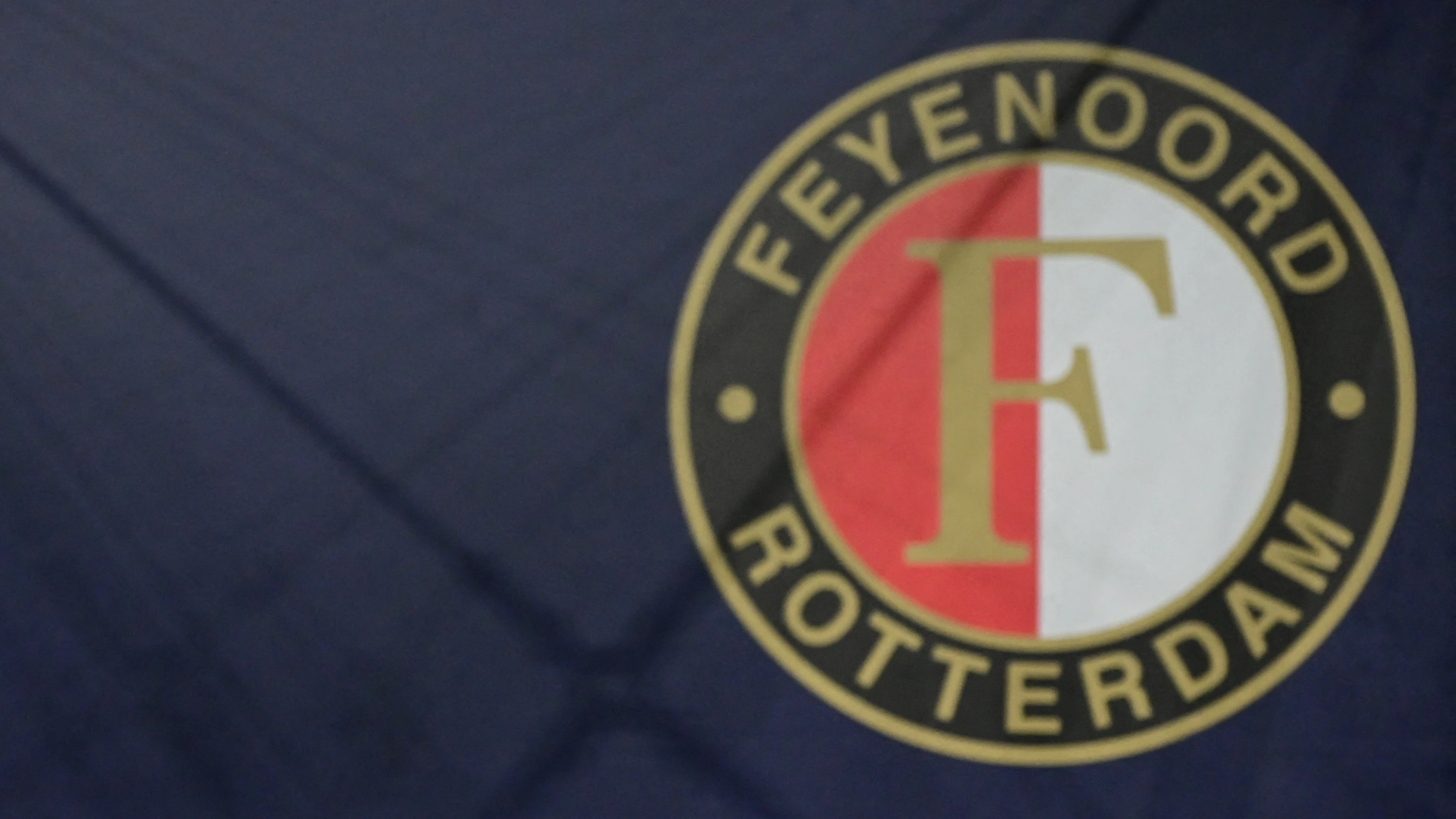 Het appartement van deze oud-Feyenoorder wordt geveild