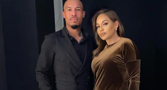 Fans Winonah de Jong woest na bizarre foto Beyoncé