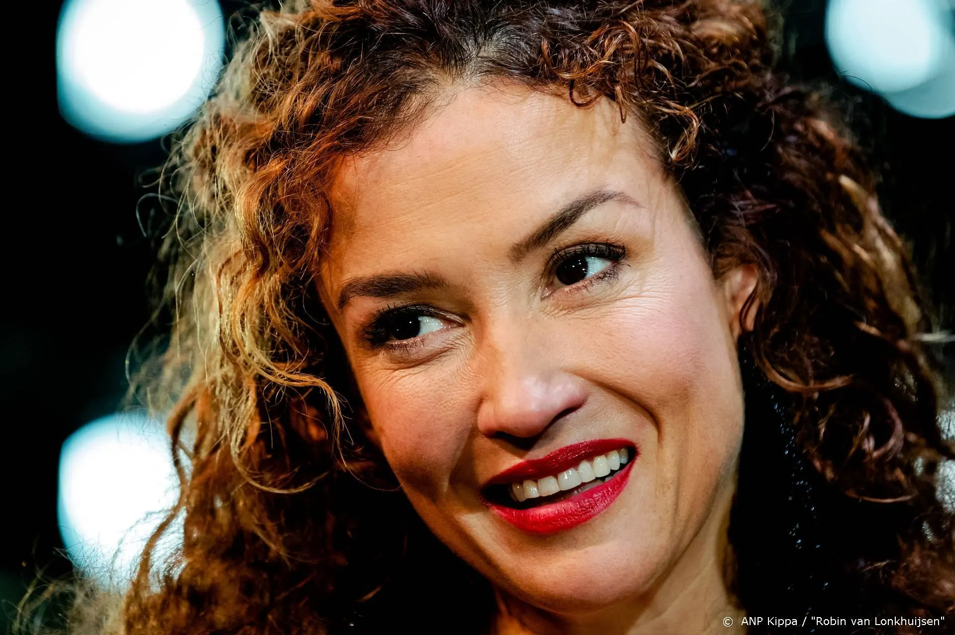 Beter laat dan nooit keert terug met Katja Schuurman