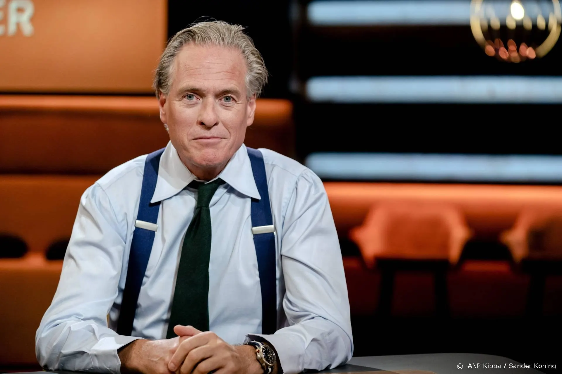 Jort Kelder presenteert Op1, ondanks commotie over FVD-filmpjes