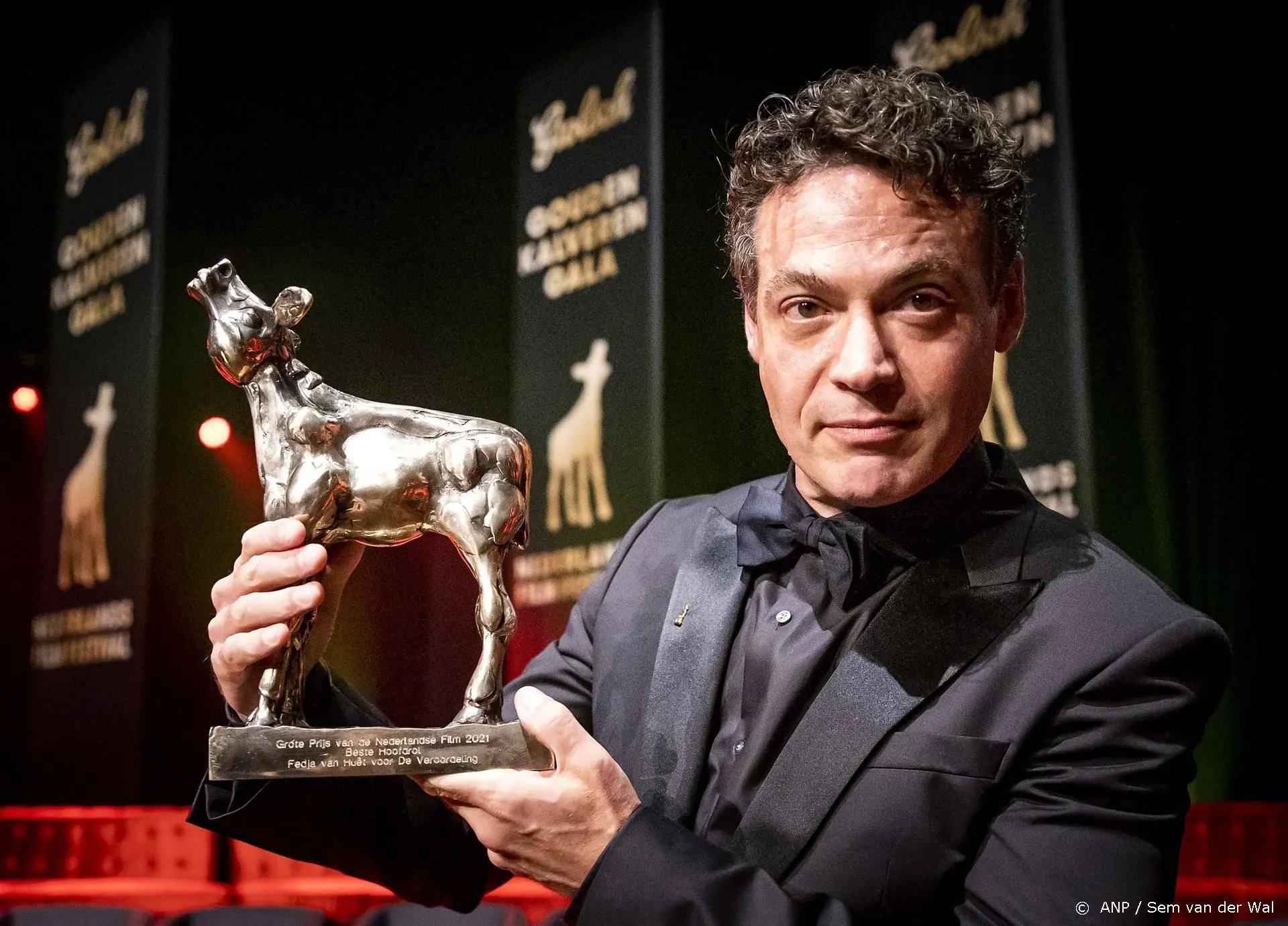 Fedja van Huêt 'vist achter het net'