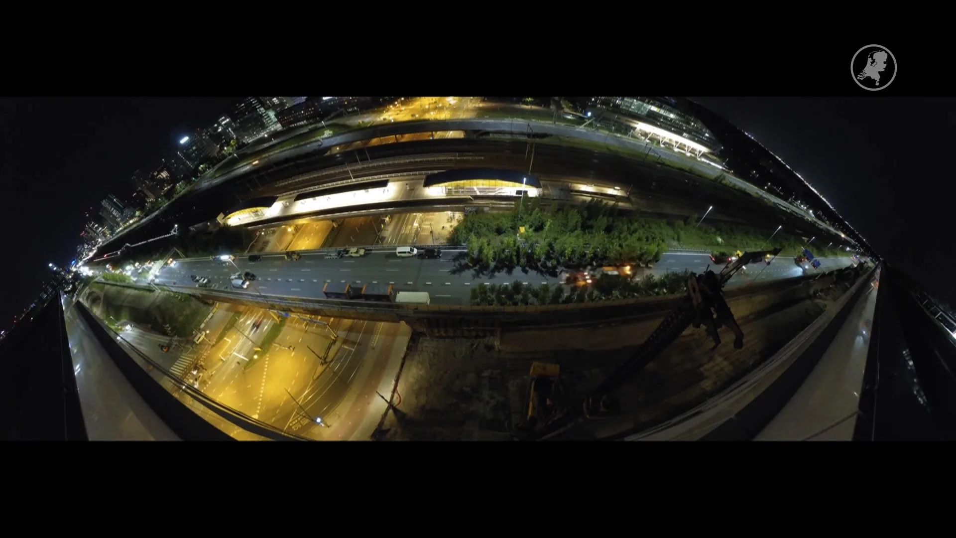 Opbouw Festival op de Ring moet razendsnel: 'Race tegen de klok' (Hart van Nederland - Late Editie)