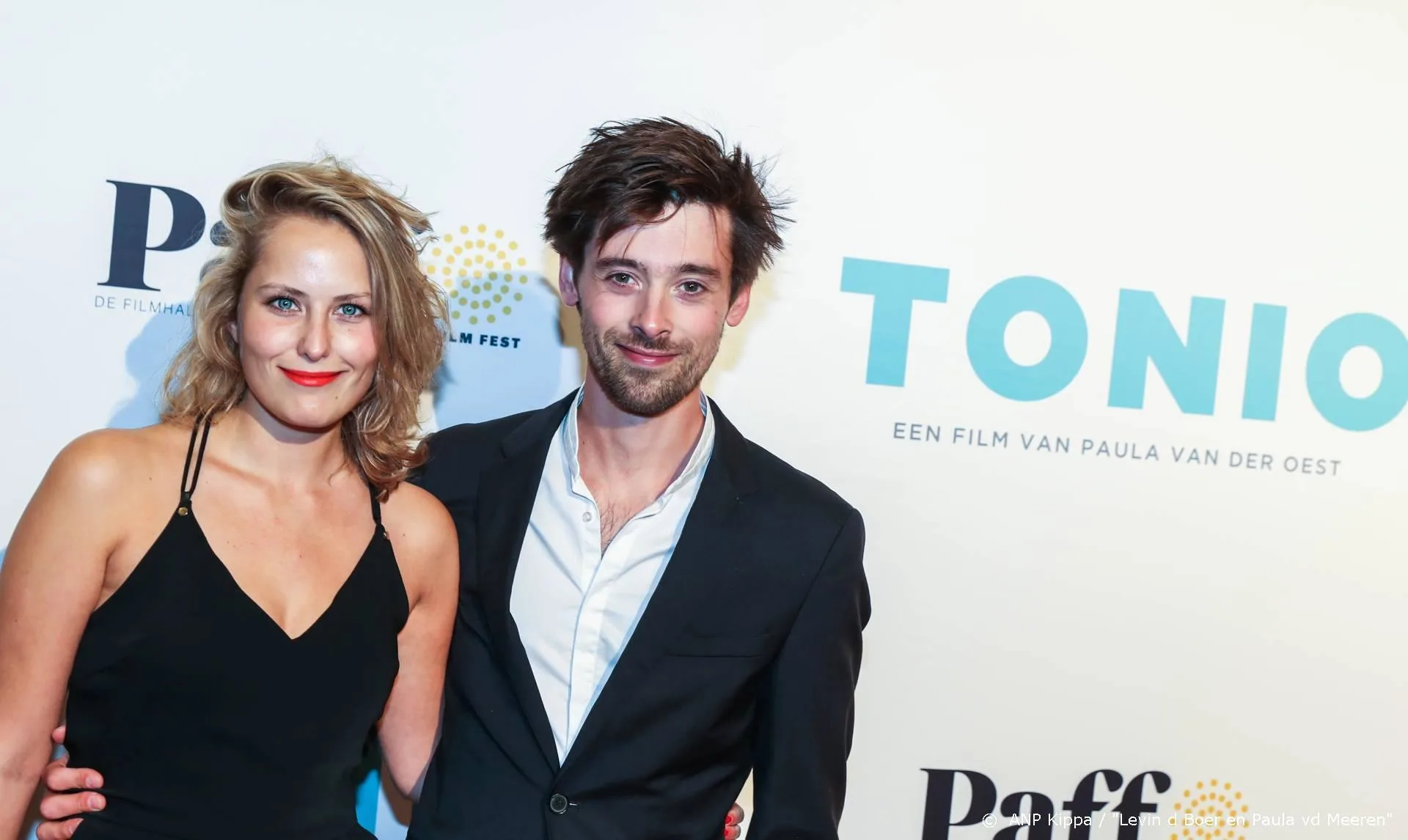 Roman Bonita Avenue wordt toneelstuk met Willem Voogd