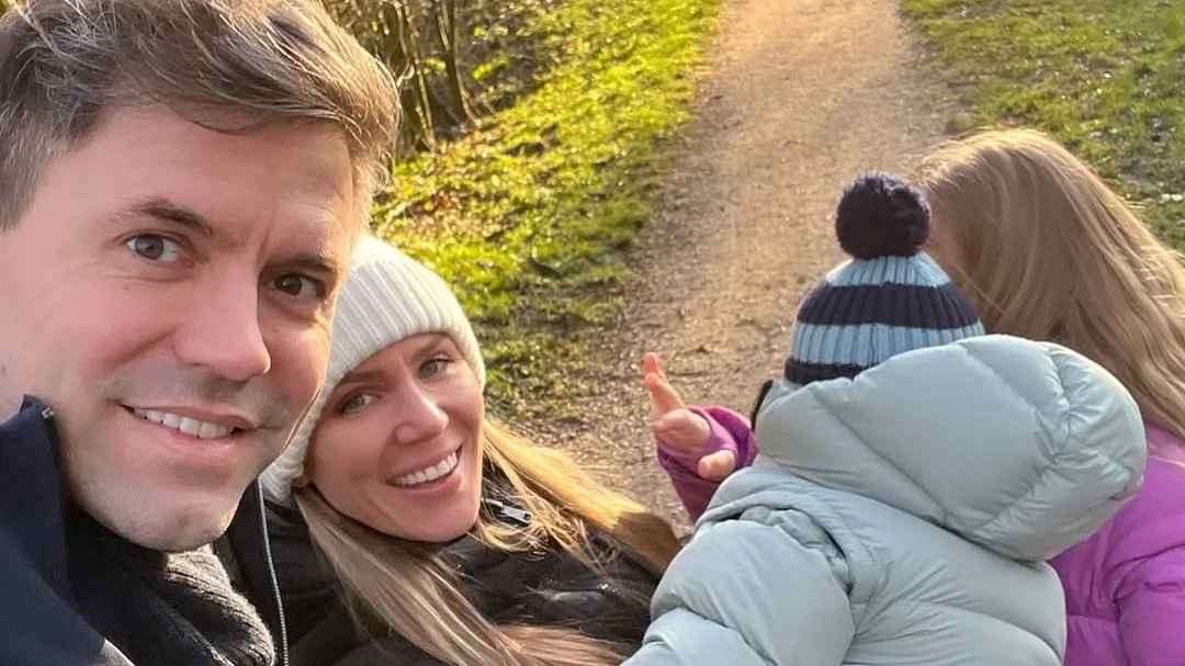 ZIEN: Annemarie Keizer liefdevol in het zonnetje gezet door gezin