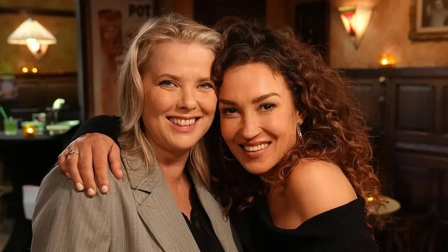 Katja Schuurman en Babette van Veen delen groot nieuws