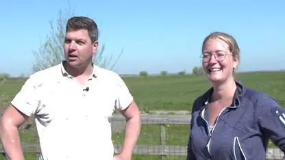 Op bezoek bij De Posjes in hun nieuwe Friese stulpje!