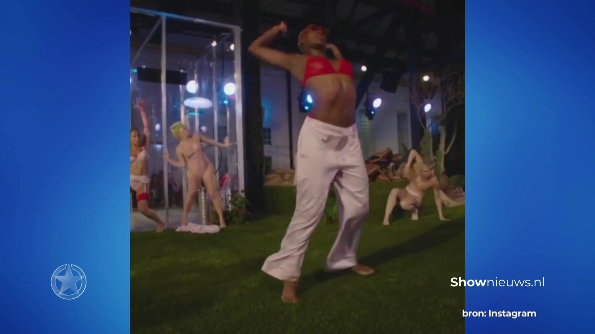 Model moet bevallen tijdens lingerieshow Rihanna