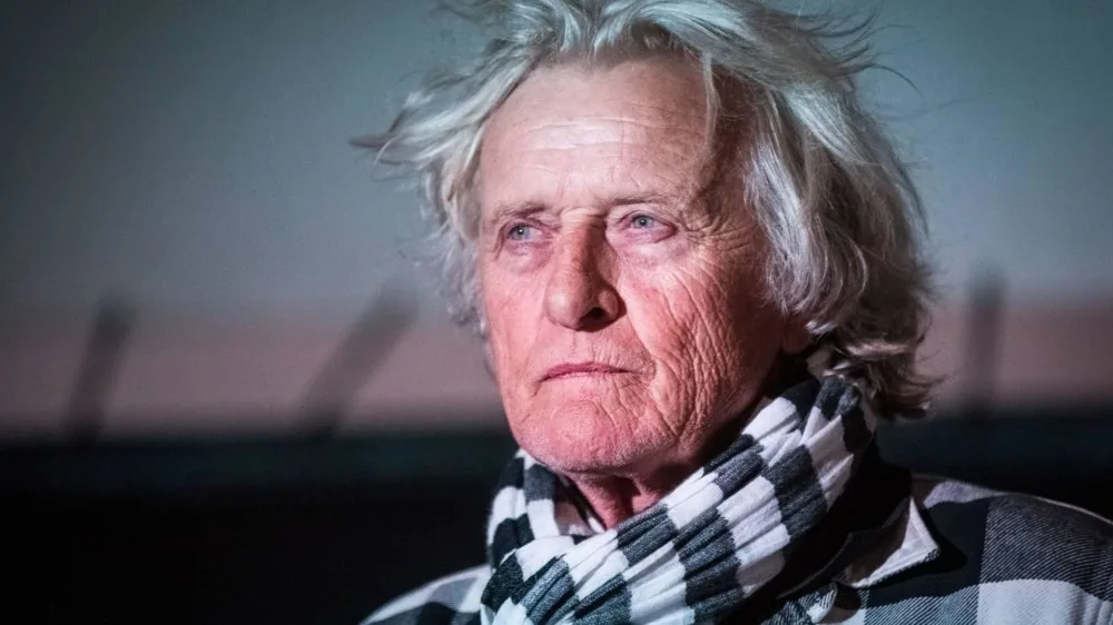 Vrienden herdenken Rutger Hauer tijdens memorial in Beetsterzwaag