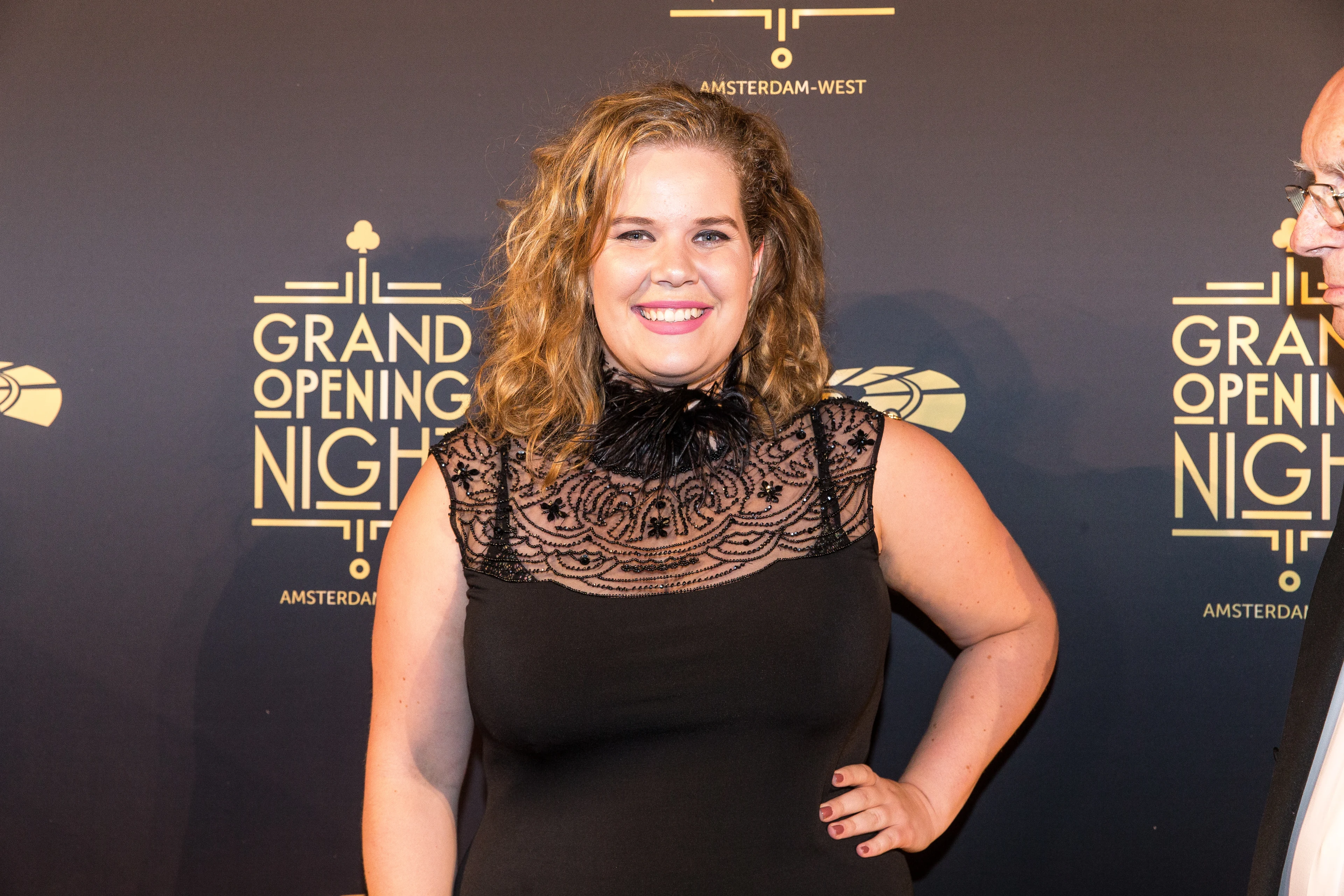 Iris Kroes & Heleen lanceren 8D-song