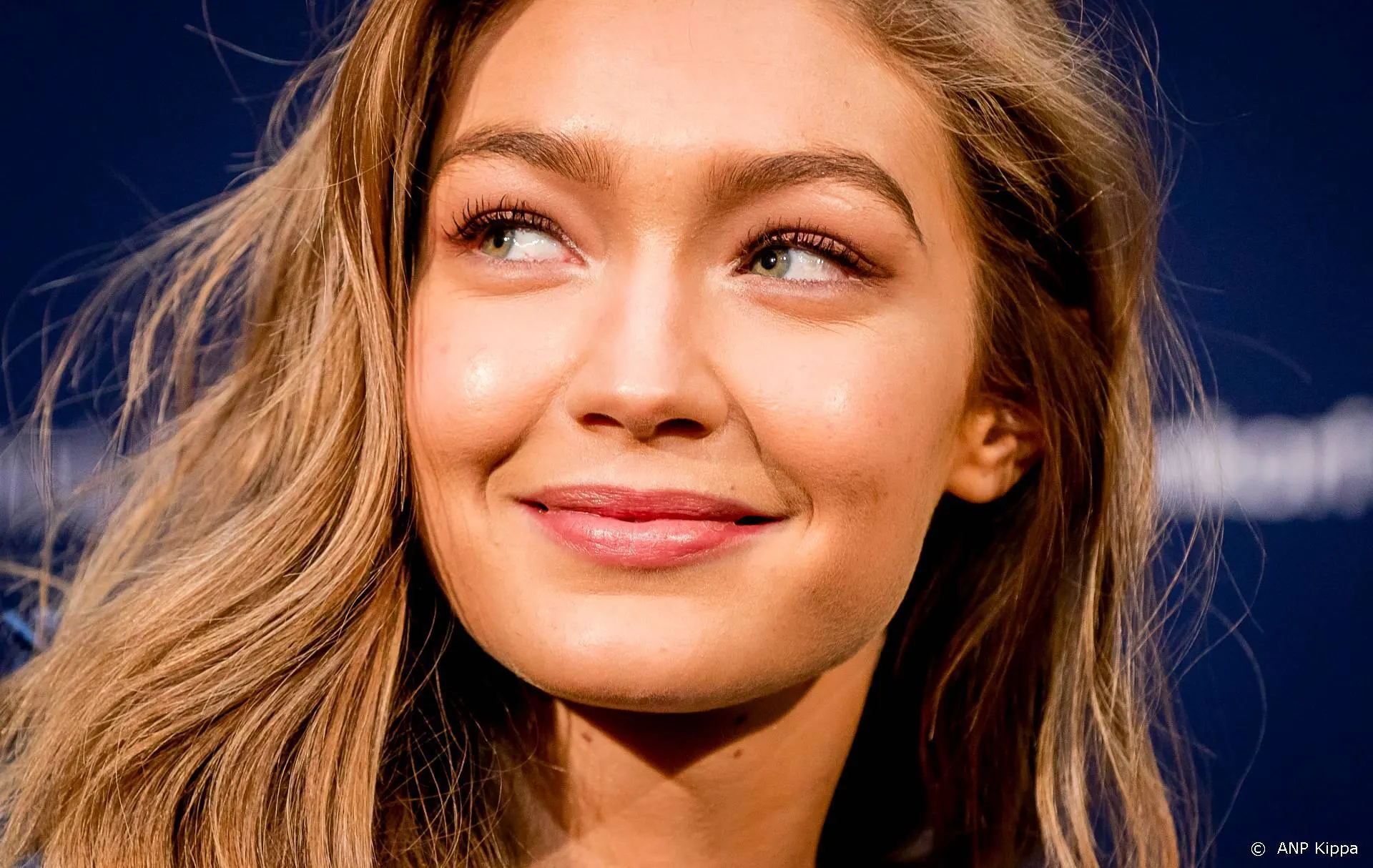 Vader Gigi Hadid verwijdert briefje voor aanstaande kleindochter