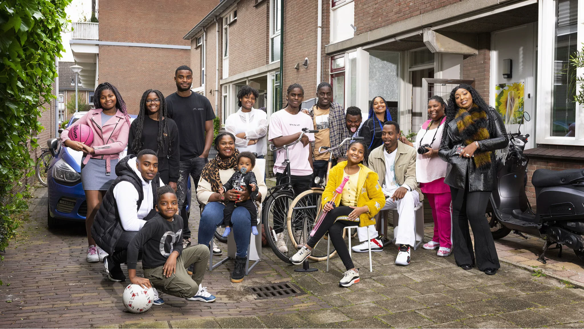 Een Huis Vol-deelnemer brengt grote verwarring door 'zwangerschapsaankondiging'