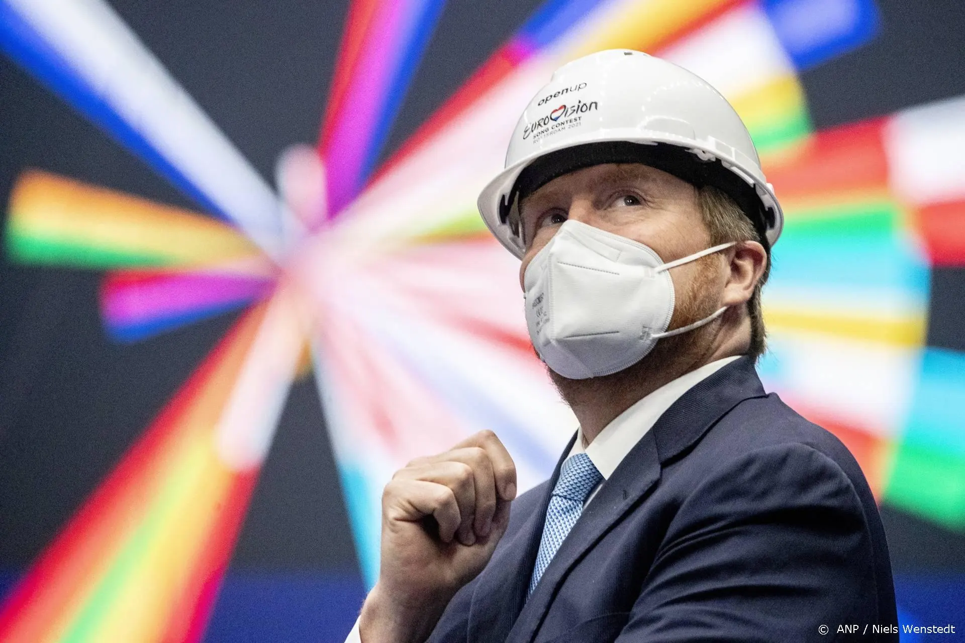 Willem-Alexander en Máxima wensen Songfestivalkandidaten succes