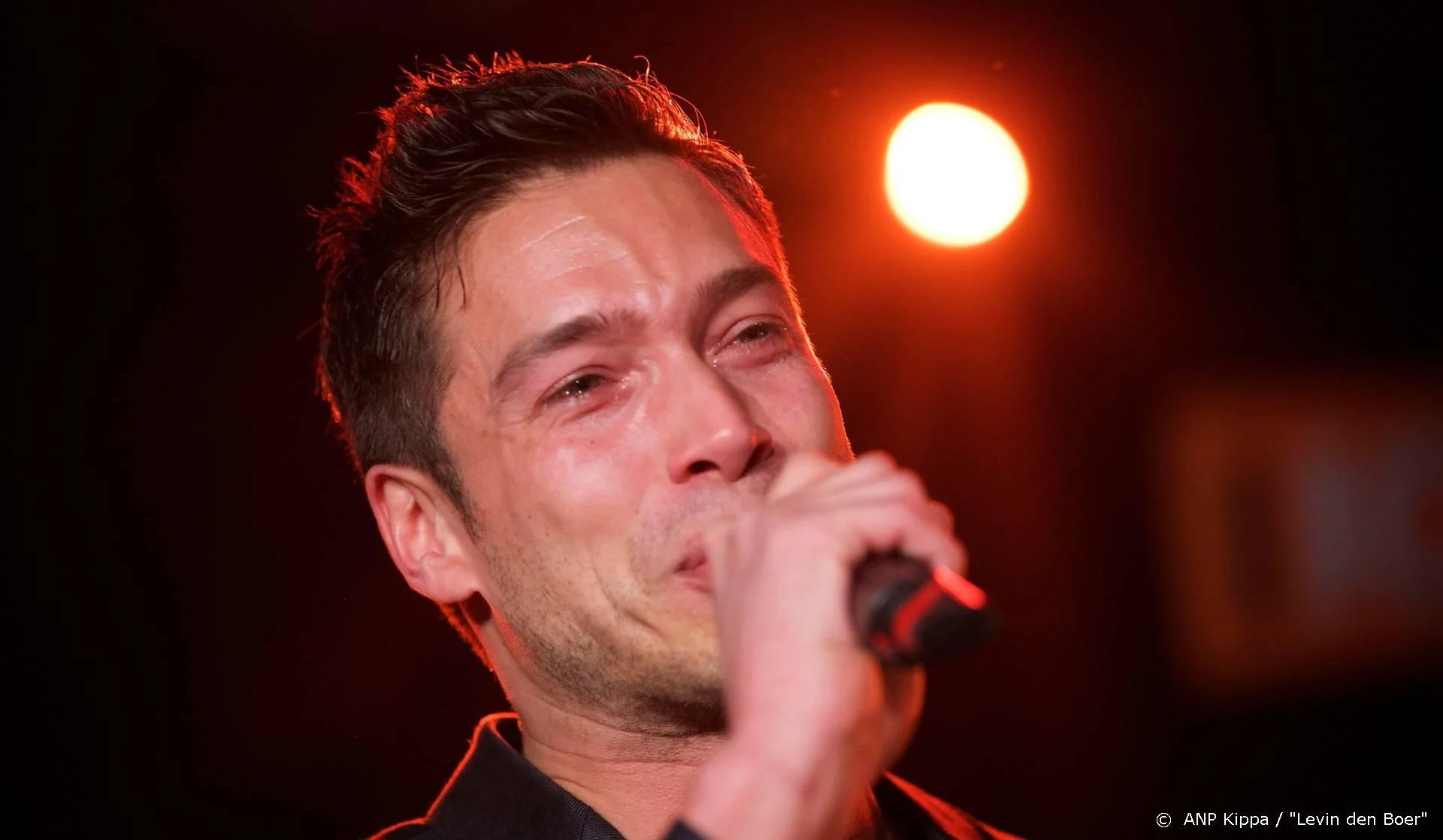 Sjors van der Panne toert in 2021 met Robert Long-voorstelling